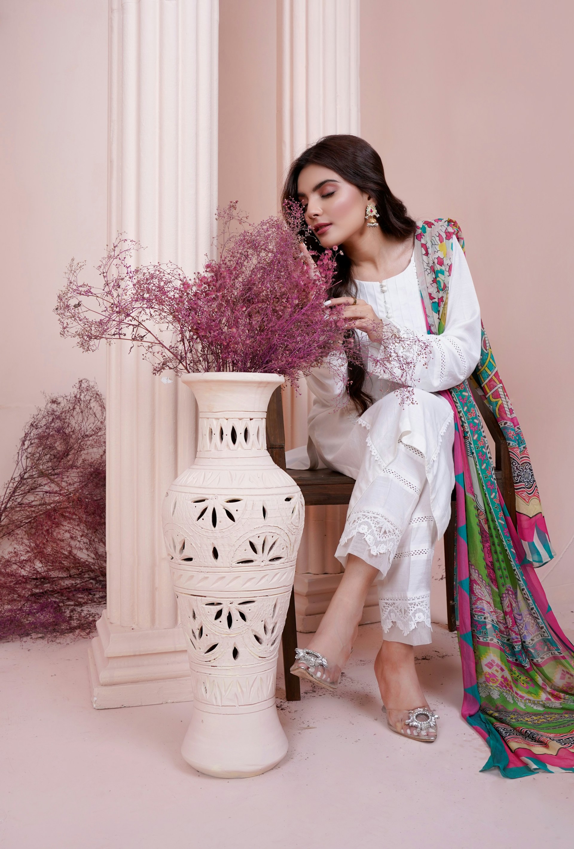 black and white bed linen