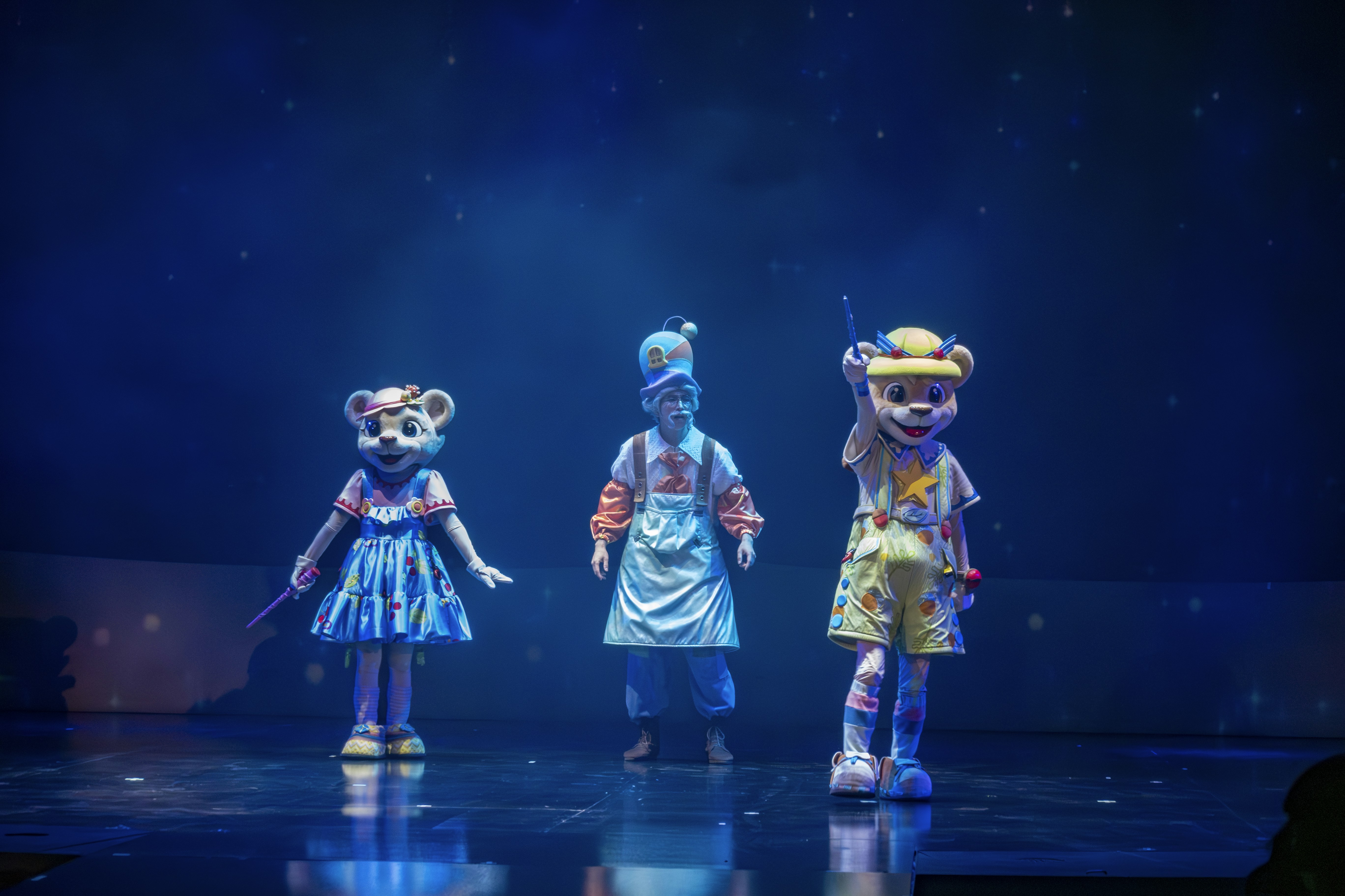 Teatro para bebés: `Paca la Vaca y su Amiga Lea´