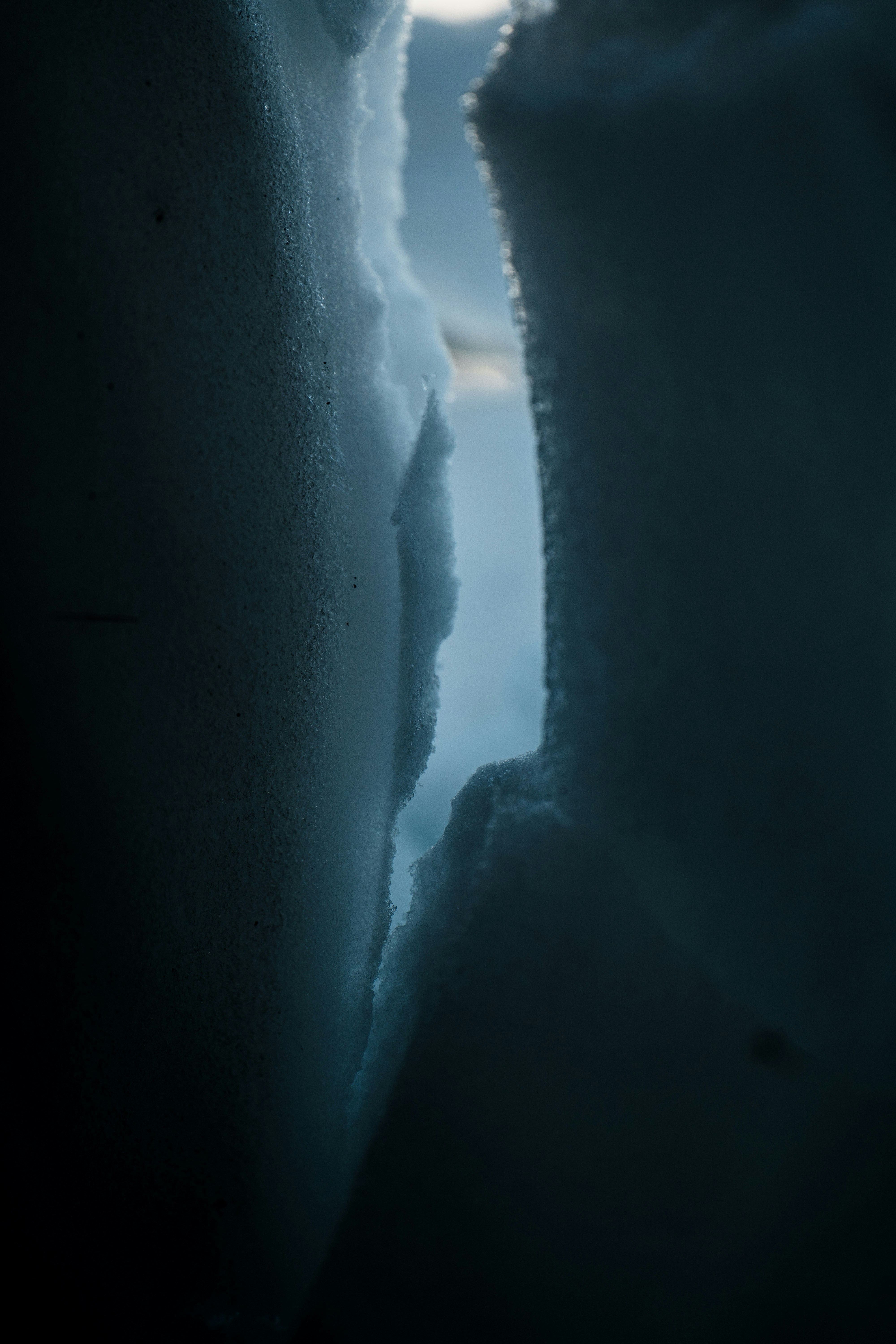 Οι εραστές του πάγου - Book review cover