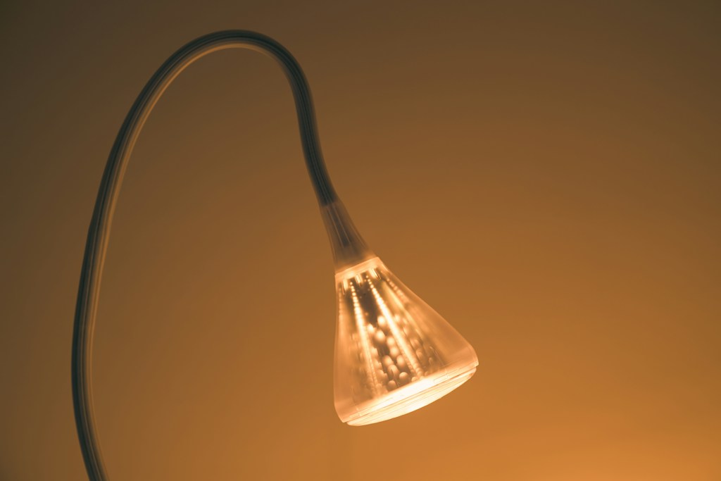 Warm Glow Table Lamp