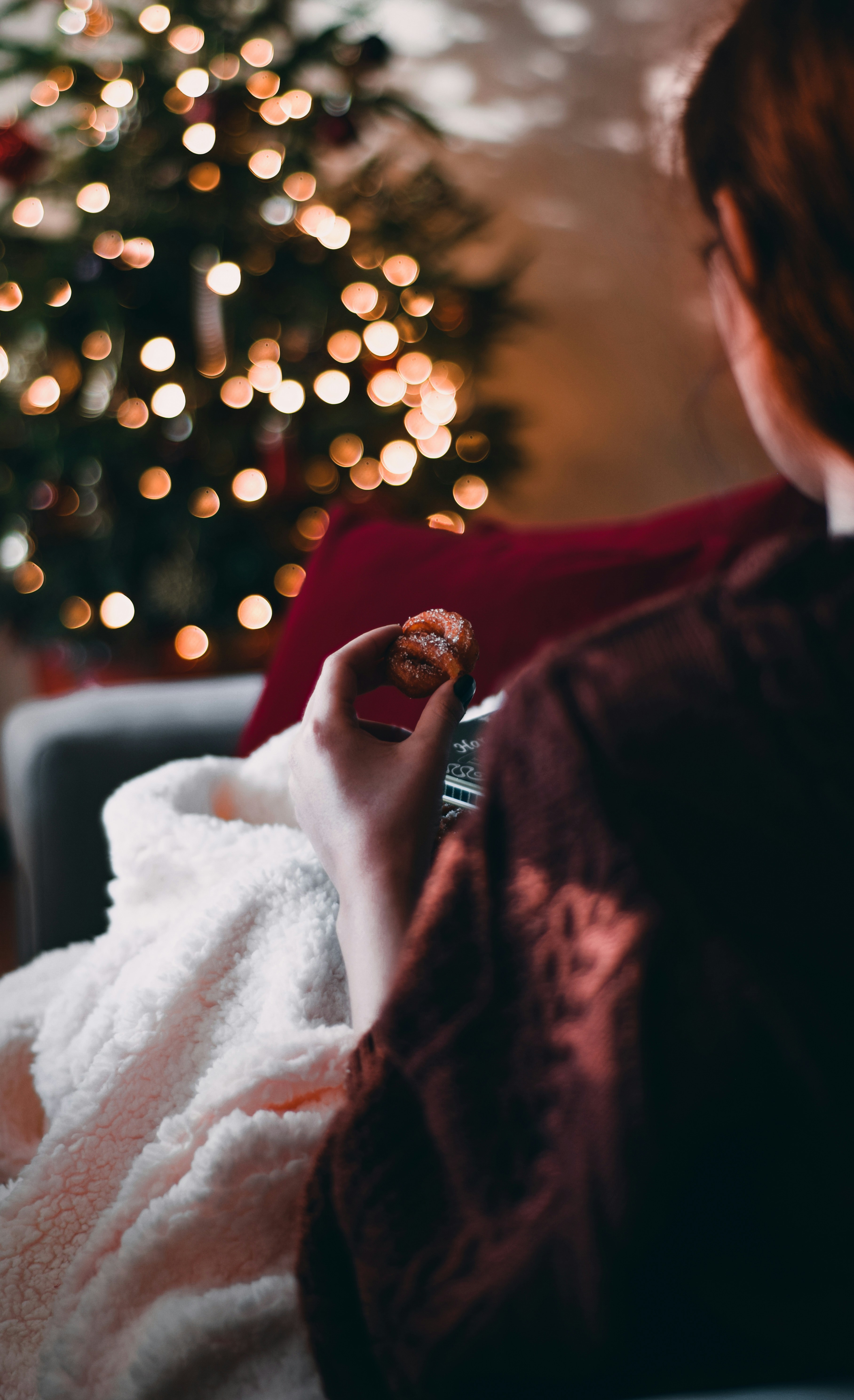 christmas wallpaper aesthetic, wallpaper, Christmas Crafts for Young Adults: Festive DIY Ideas 6