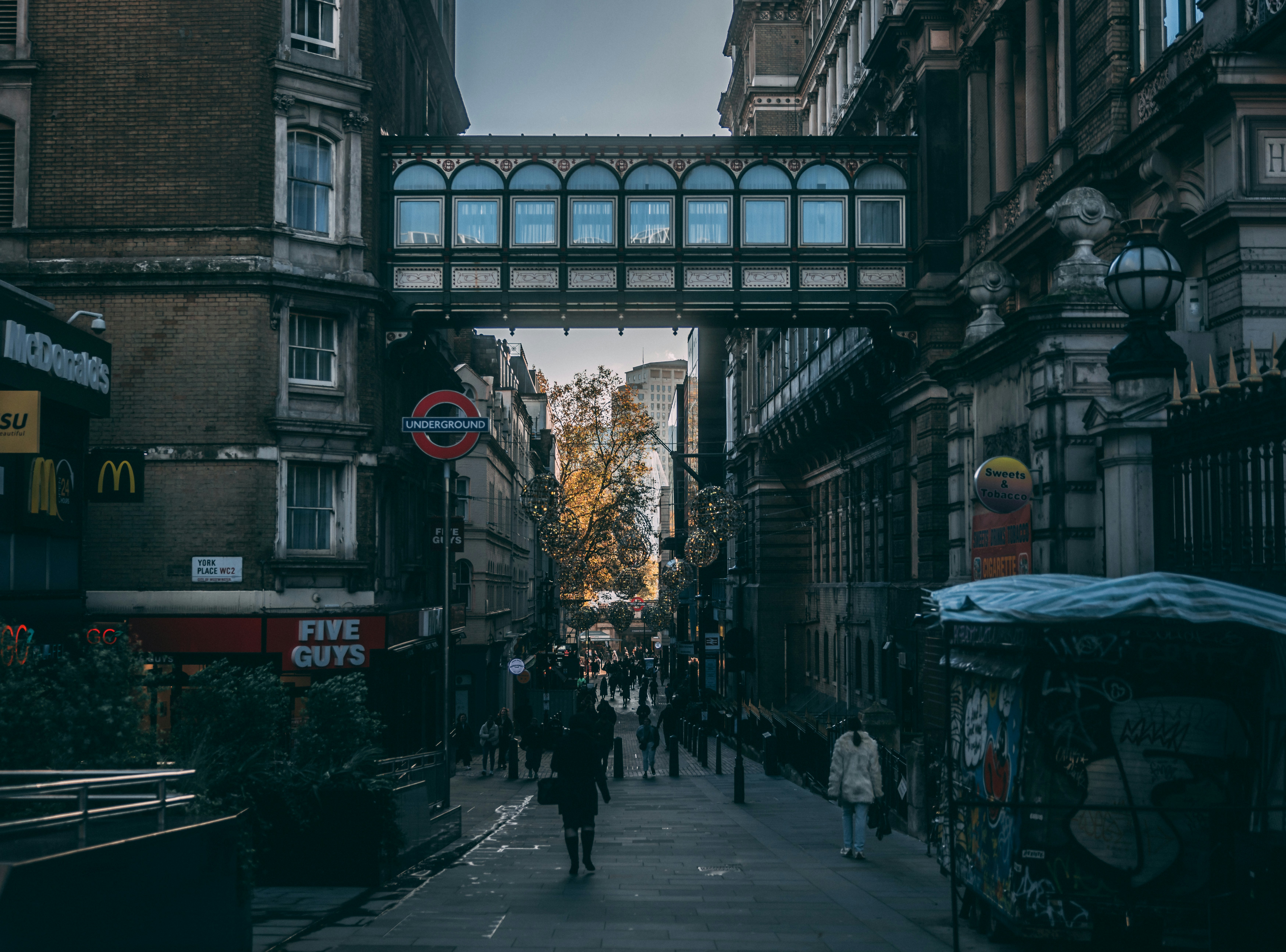 Photo by chalogallardo