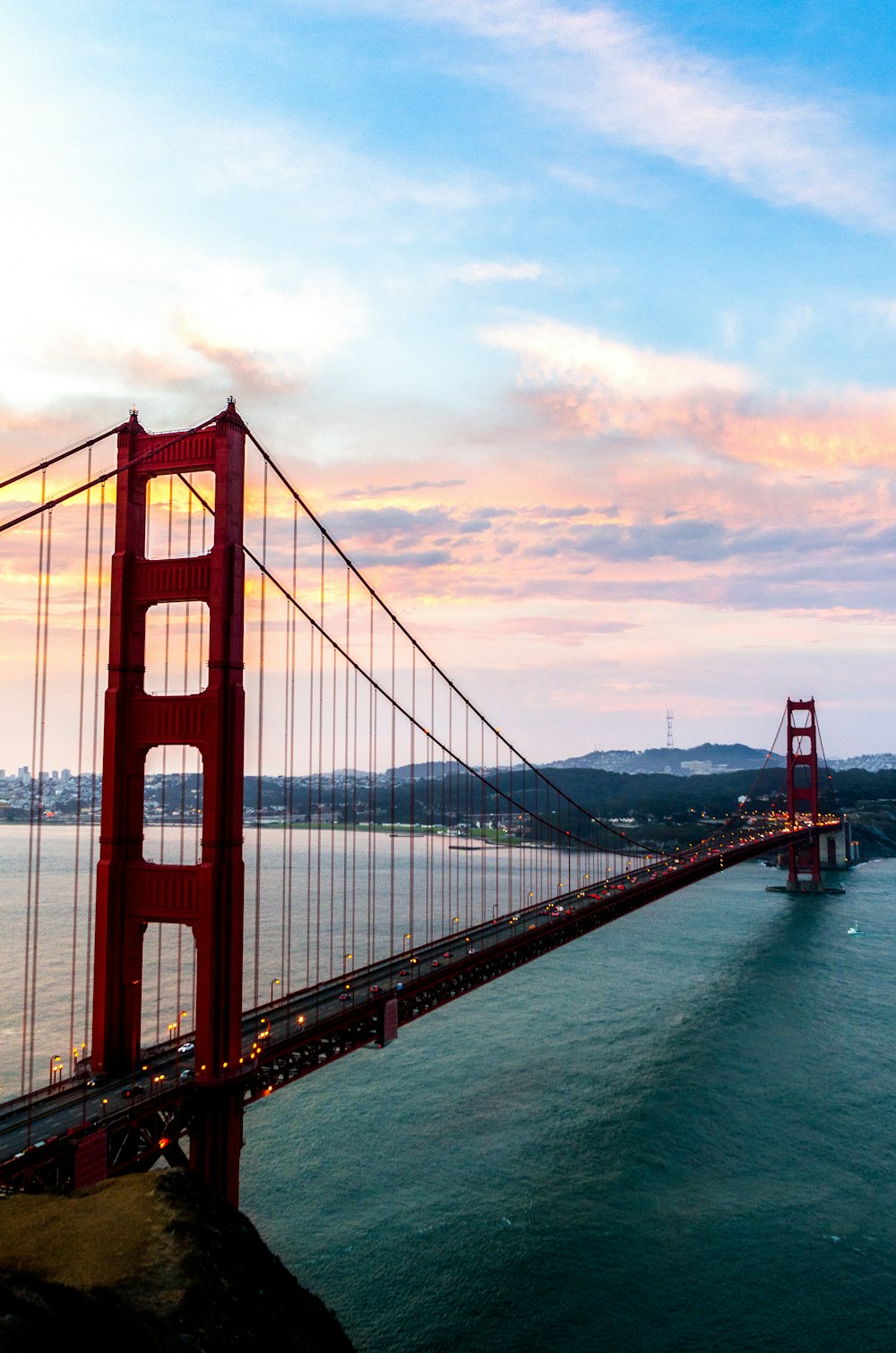 the golden gate bridge in san francisco, california