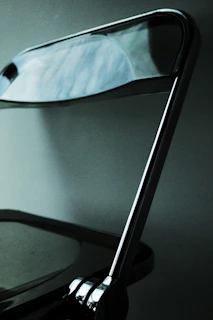 Close-up of campora’s durable fabric and frame details on a camping chair