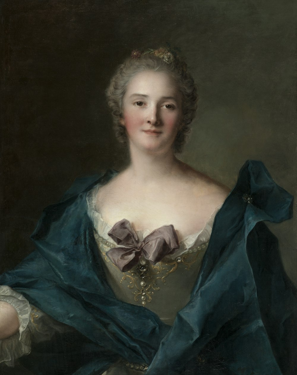 uma pintura de uma mulher em um vestido azul