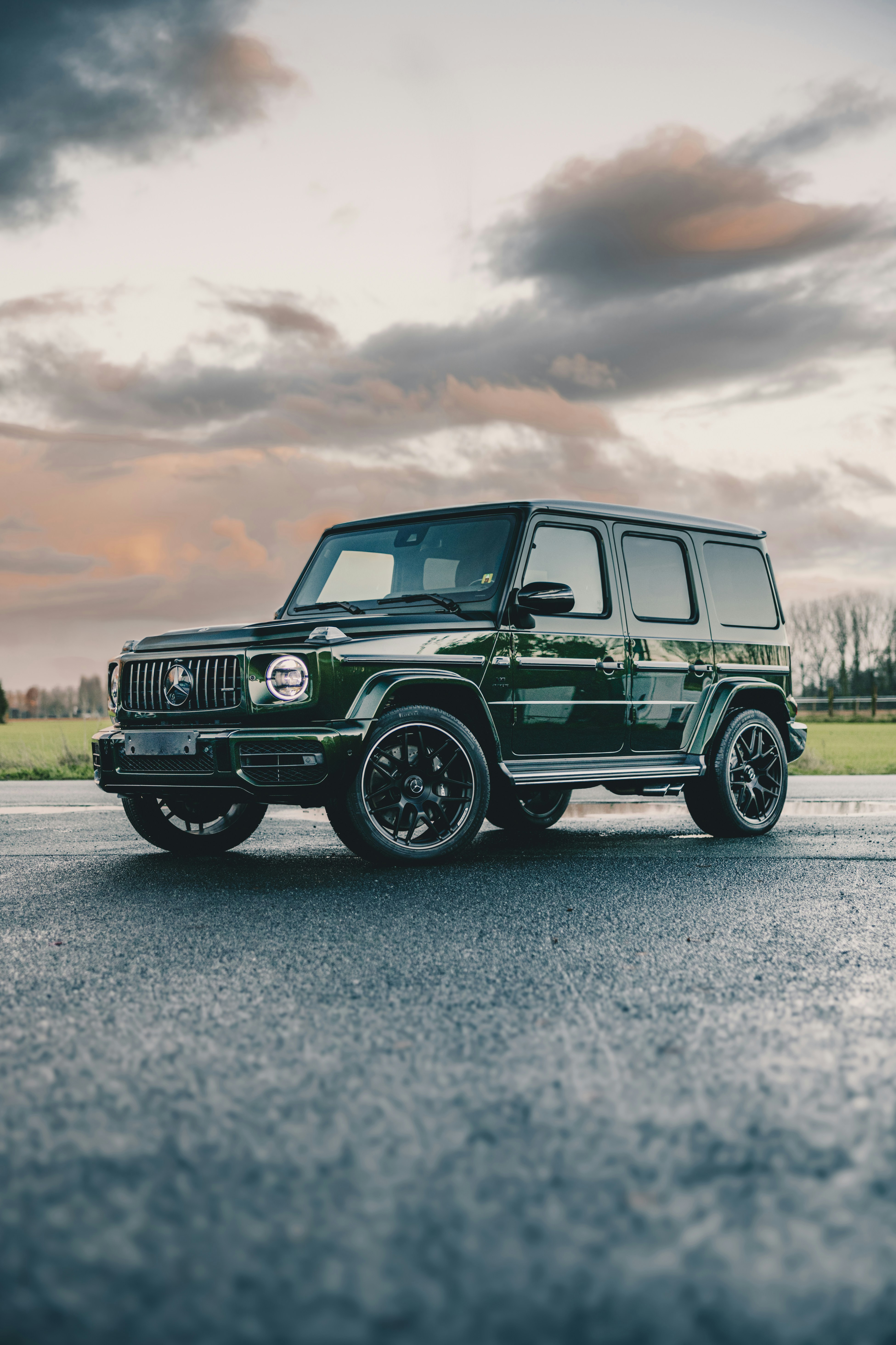 Photo by lorenzohamers