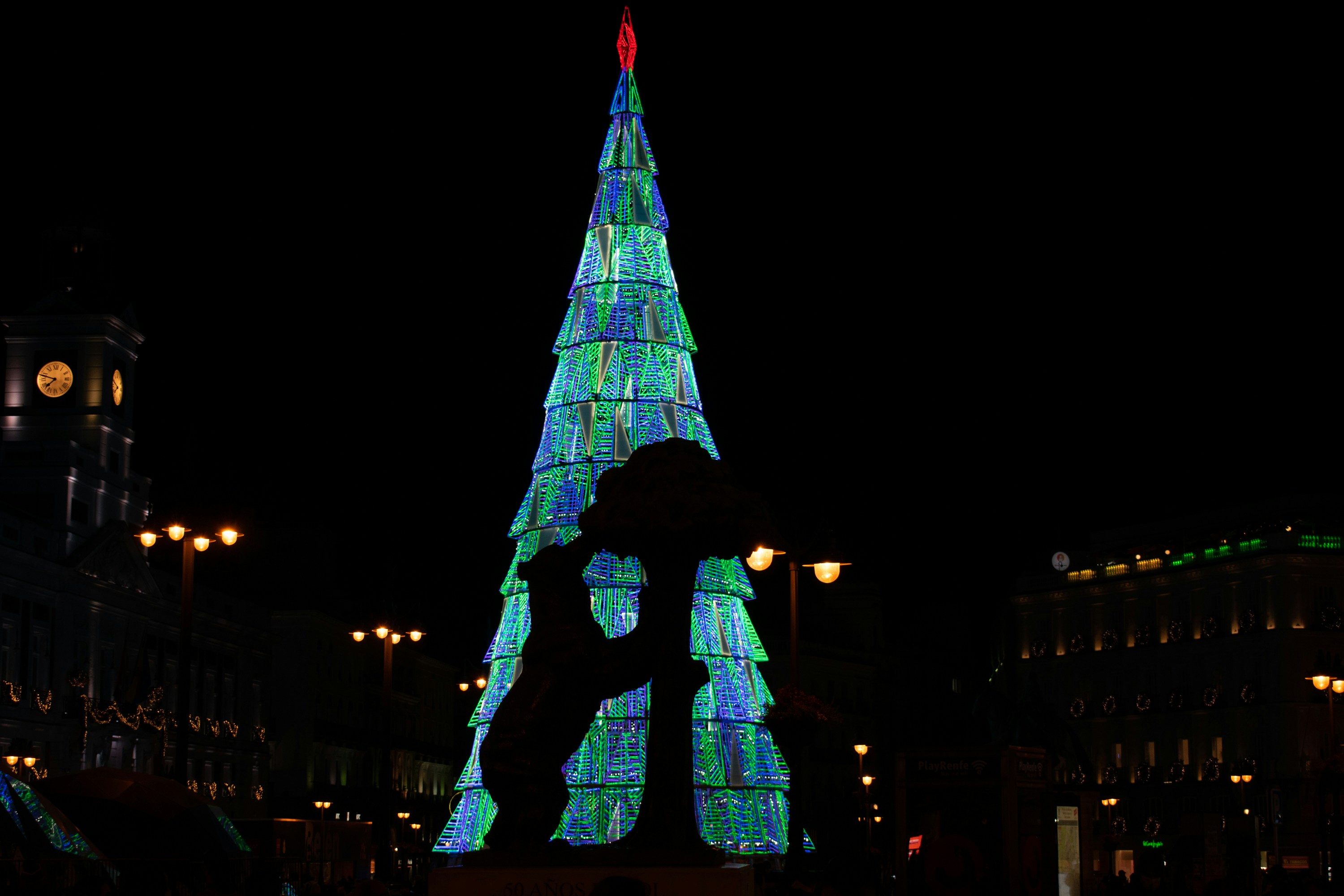 Luces de Navidad de Madrid 2026: encendido el 21 de noviembre en Cibeles, ruta y horarios