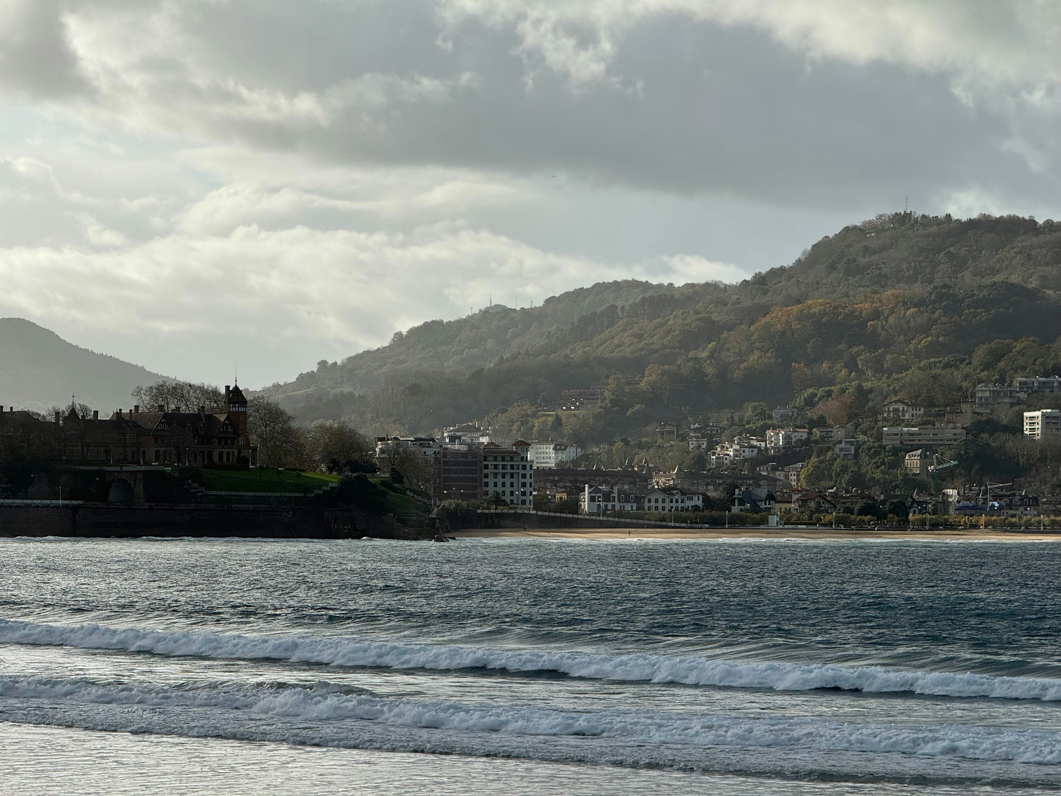 budget hostel accommodation Spain