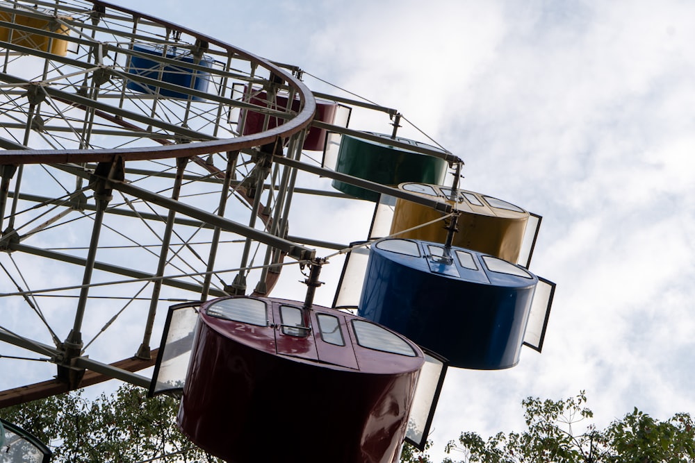 a ferris wheel with a sky background