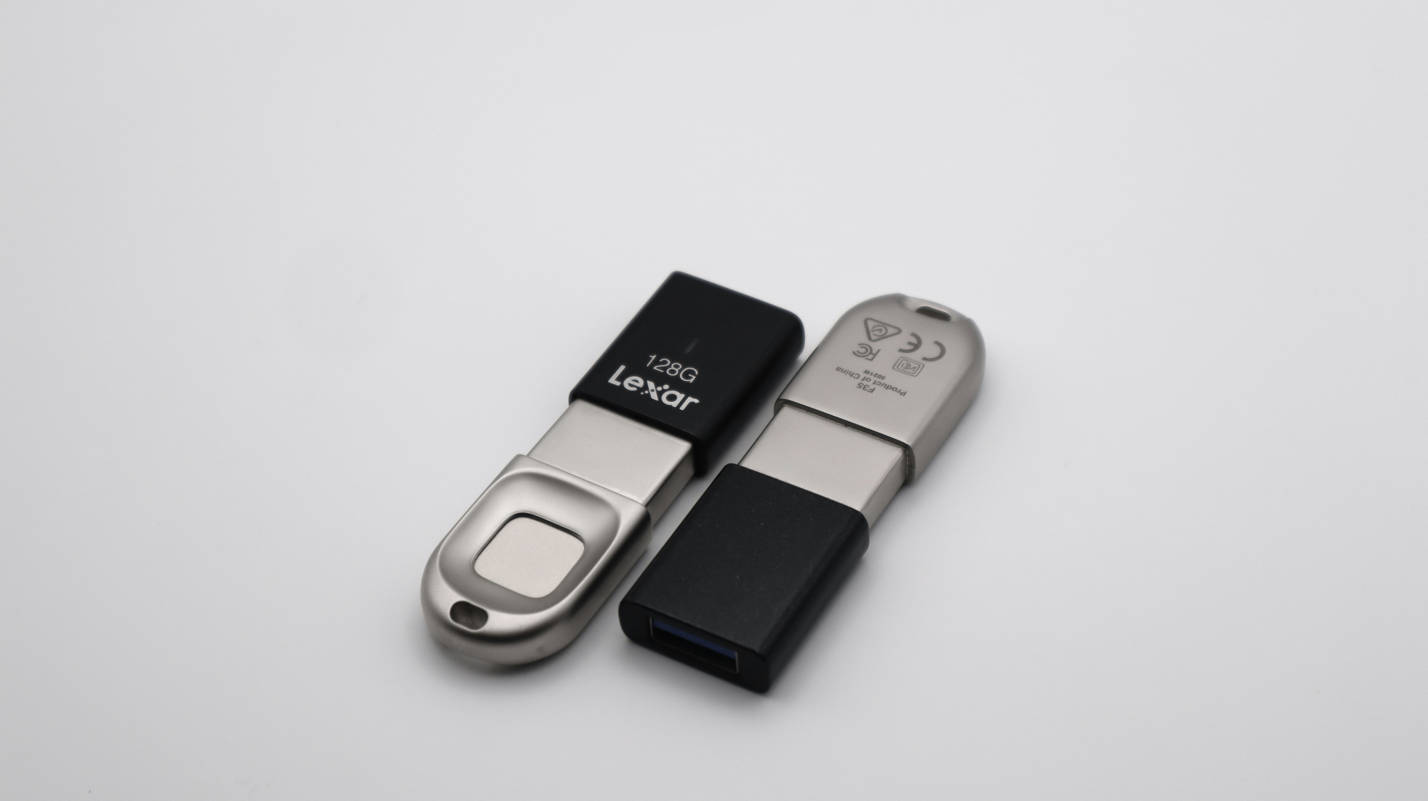 HDD vs SSD: Which External Drive Should You Choose in 2025?