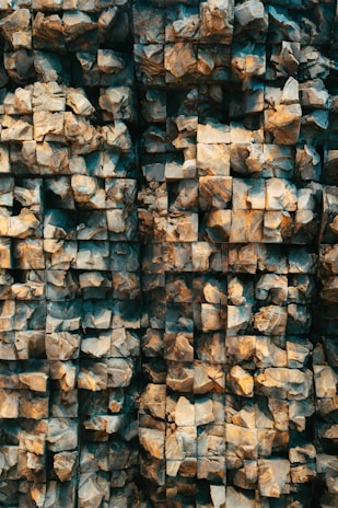 Close-up of detailed geophysical volume data displayed as a translucent cube.