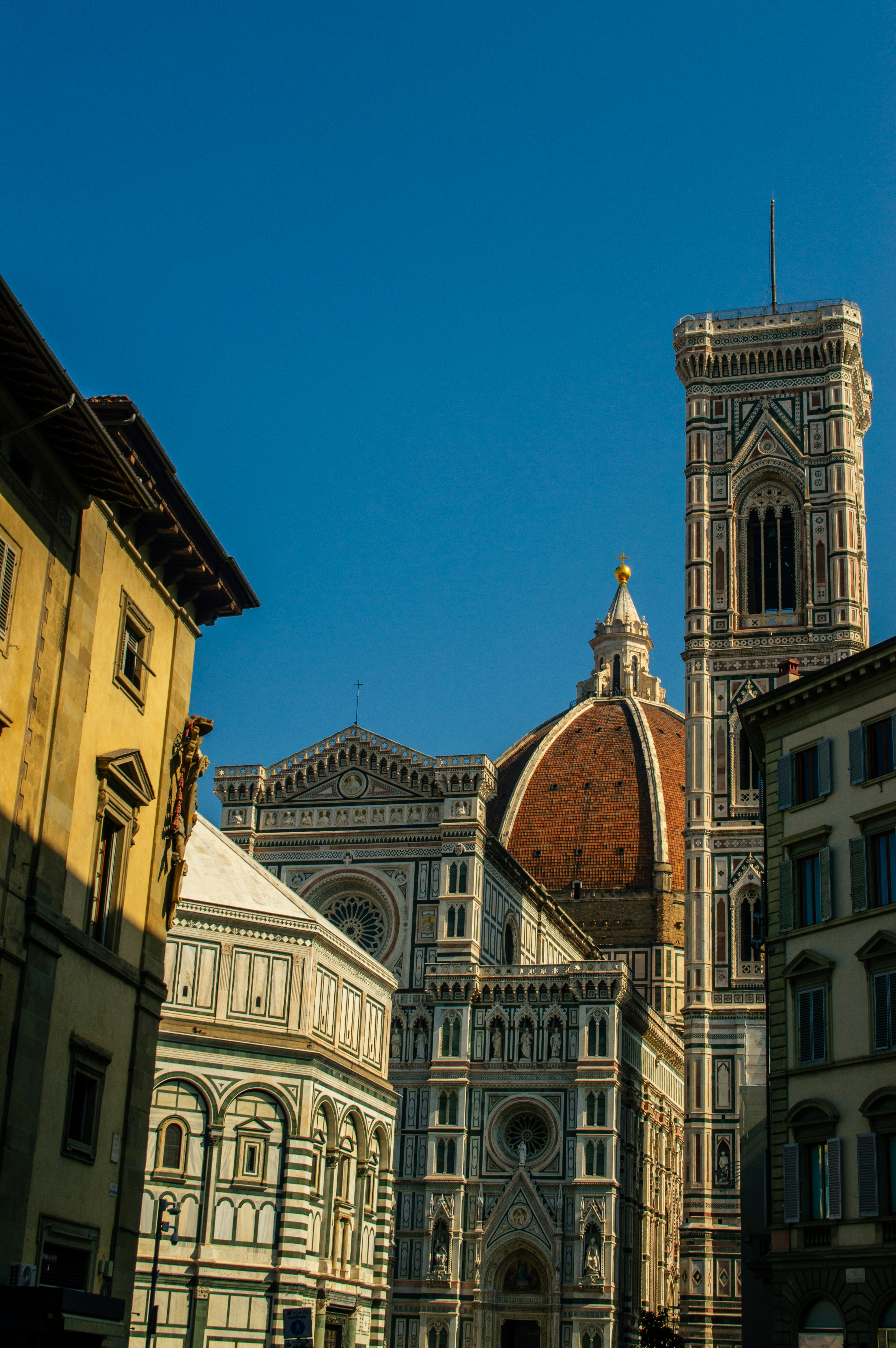 Photo by lorenzosardelli