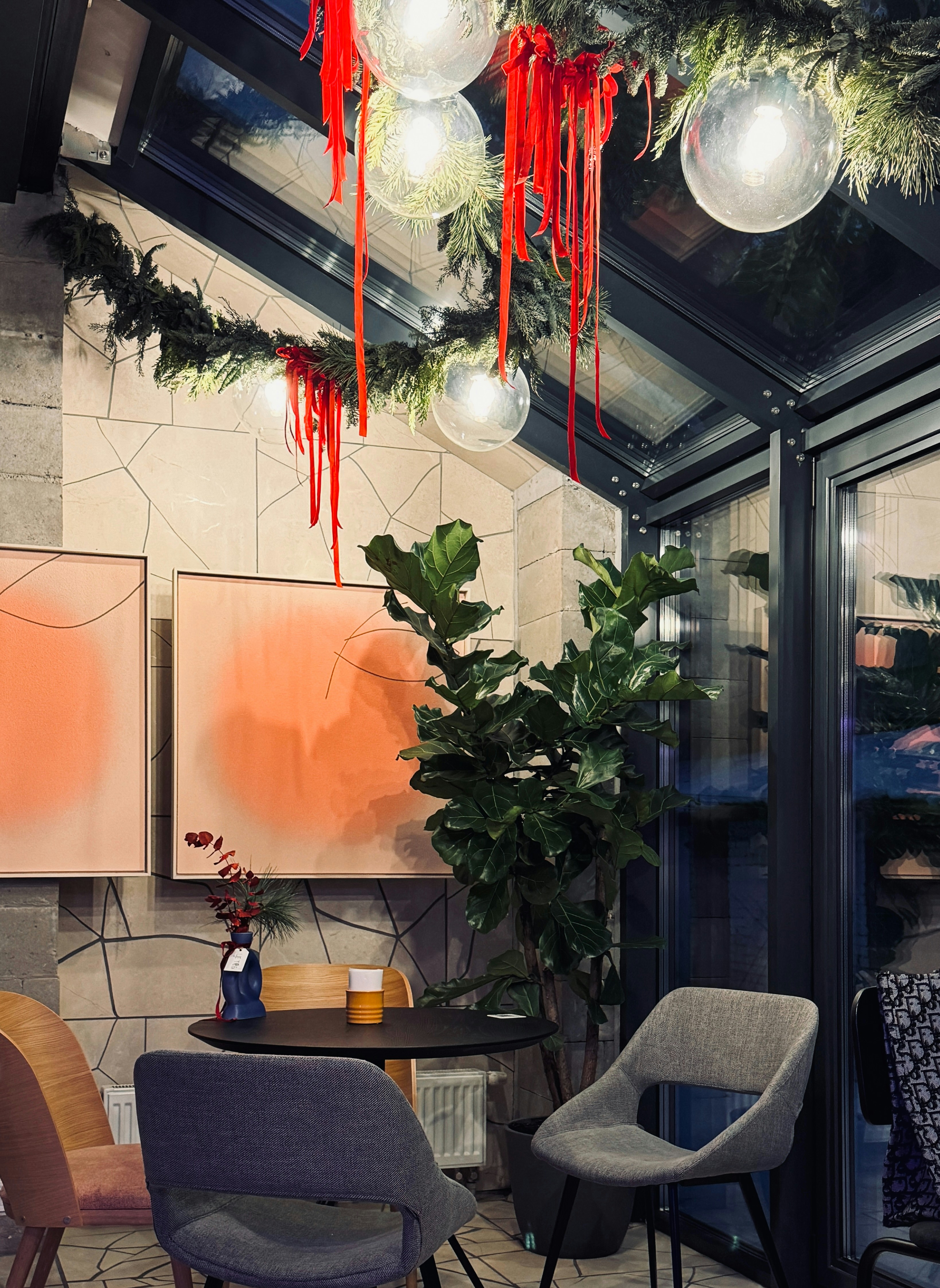 Creating a Fun and Modern Family Room: American Style Decor Ideas