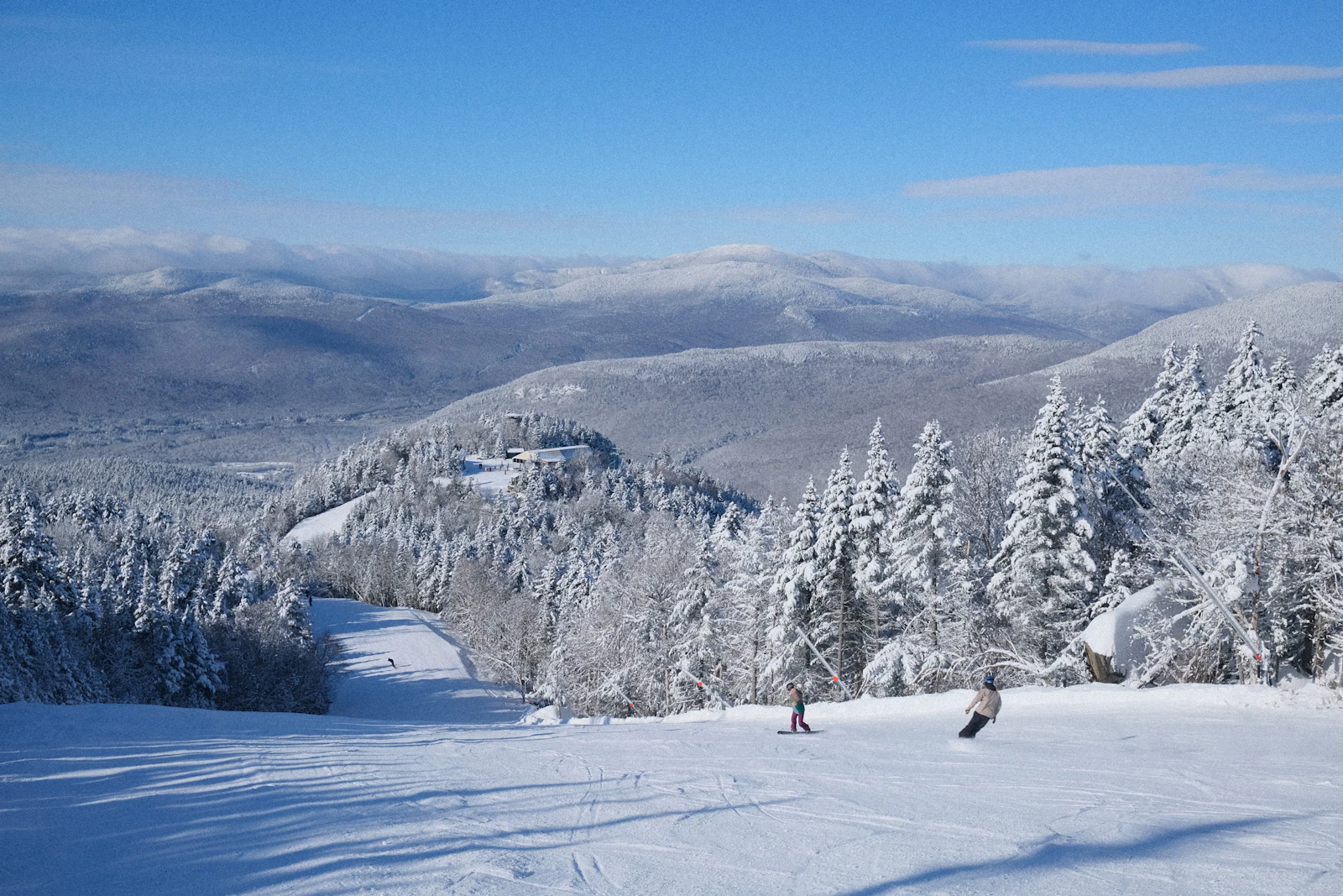A bright winter day at Loon Mountain in the New Hampshire White Mountains