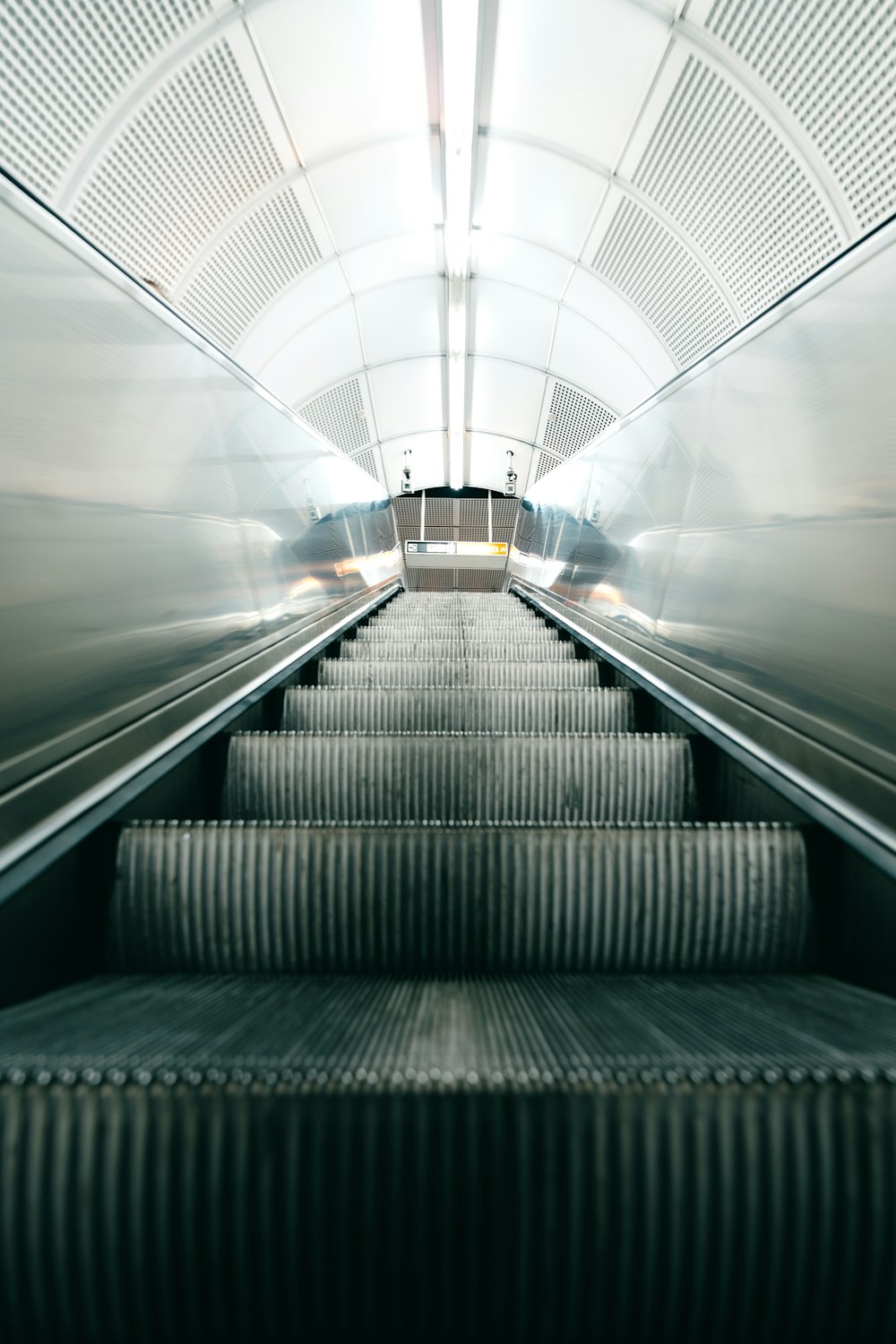 an escalator in a subway or subway station