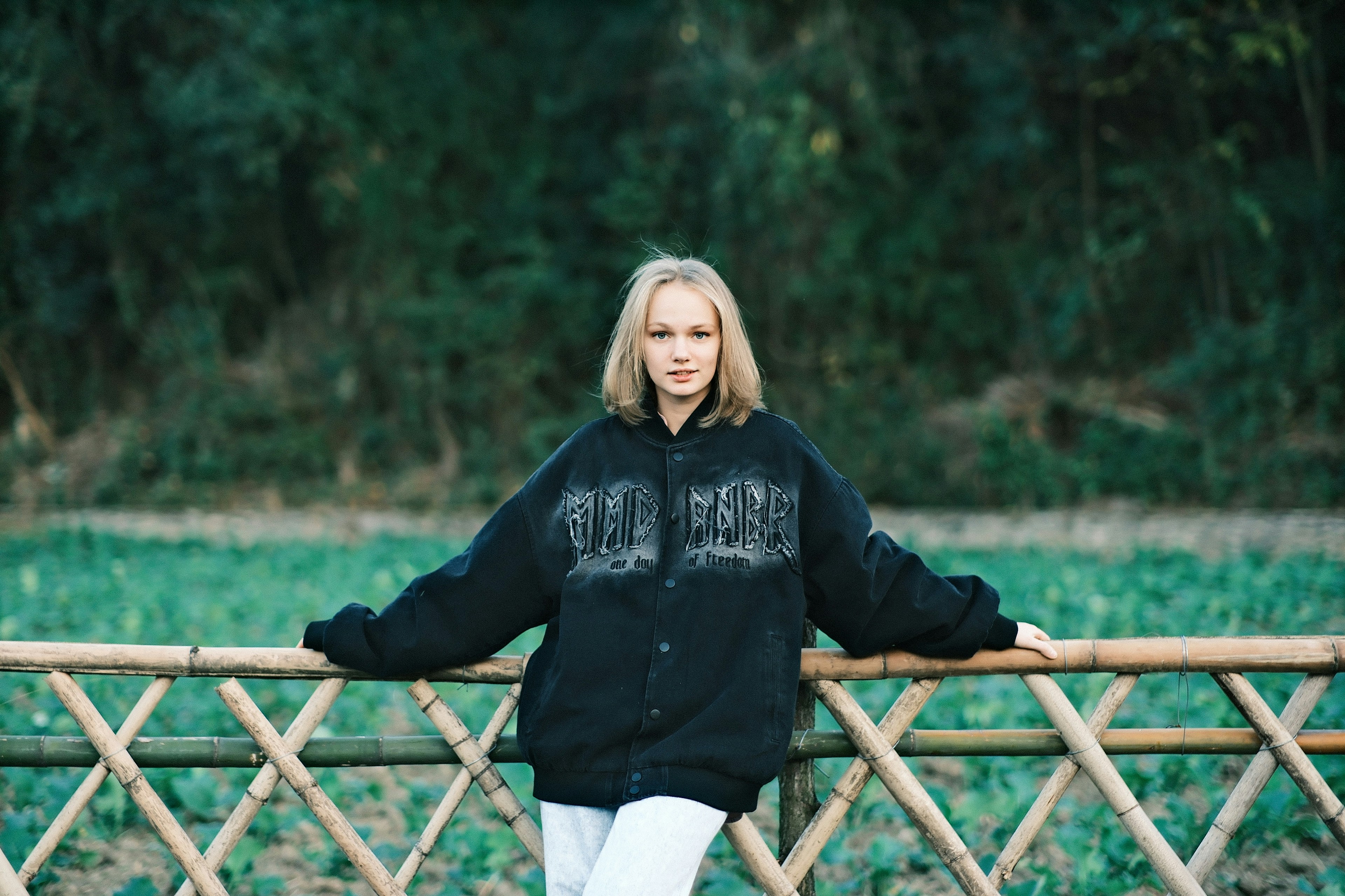 black zip up sweater