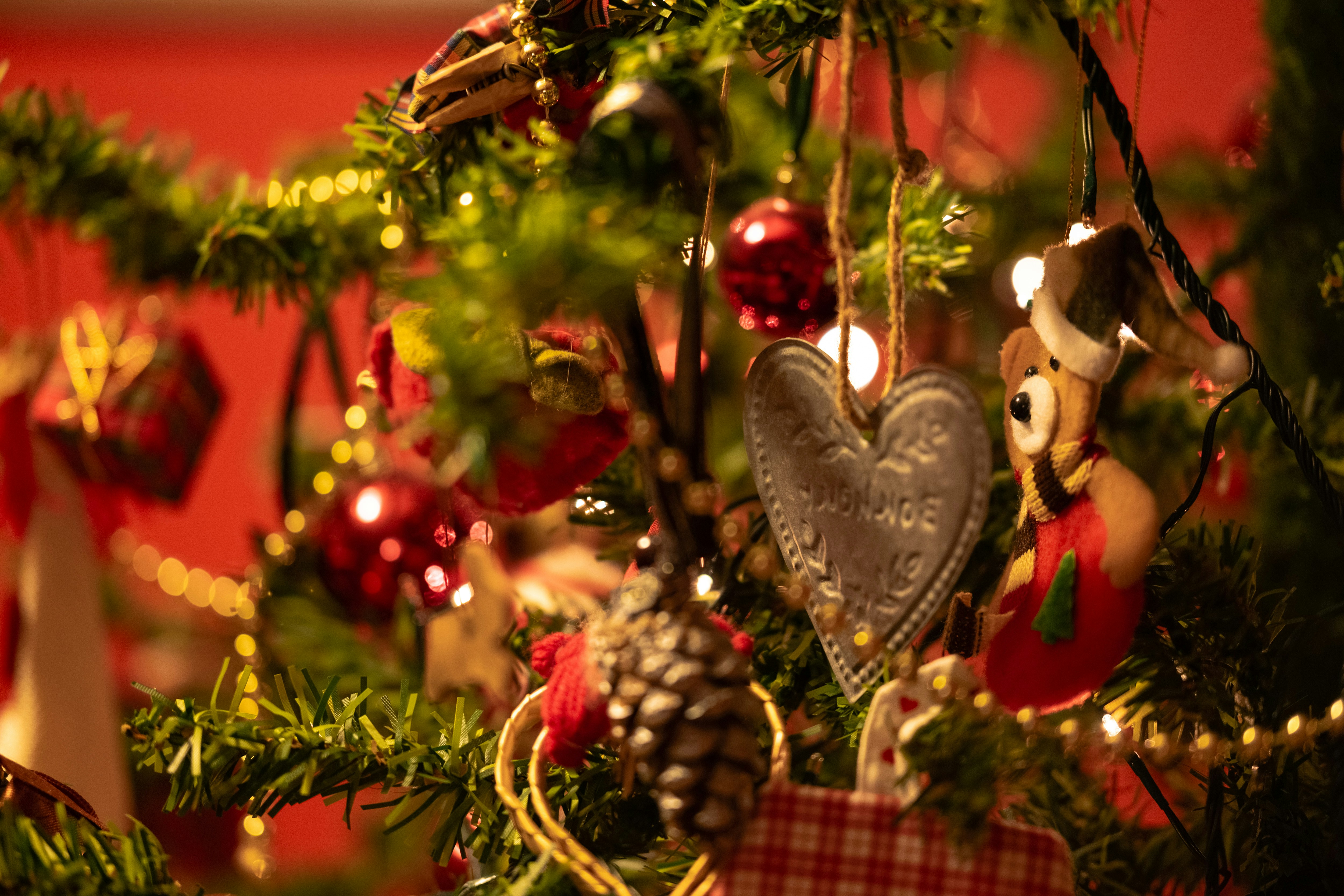 Heartfelt Christmas Eve Wishes to Share Tonight with Family