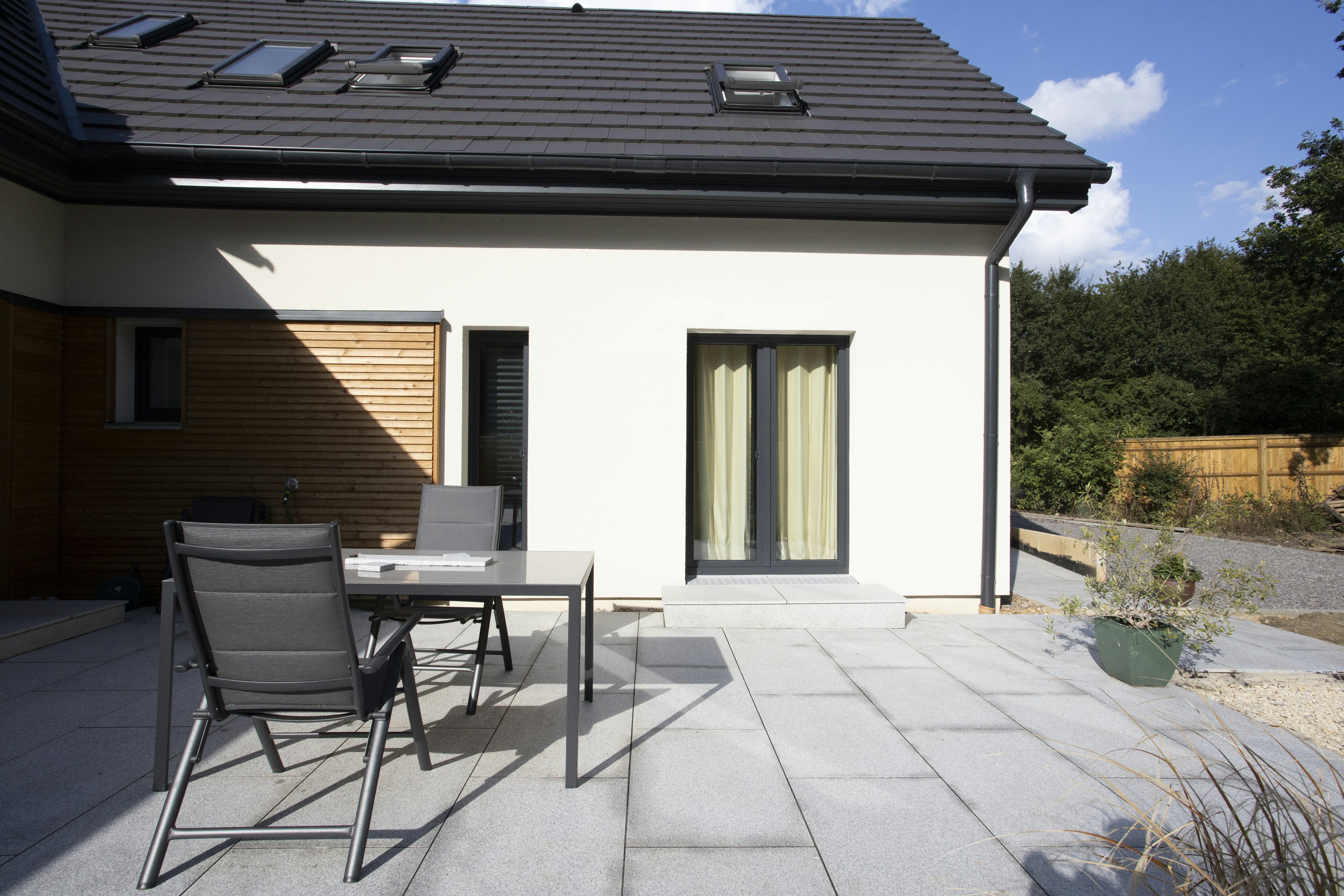 Extension de maison individuelle avec toiture plate étanchéifiée