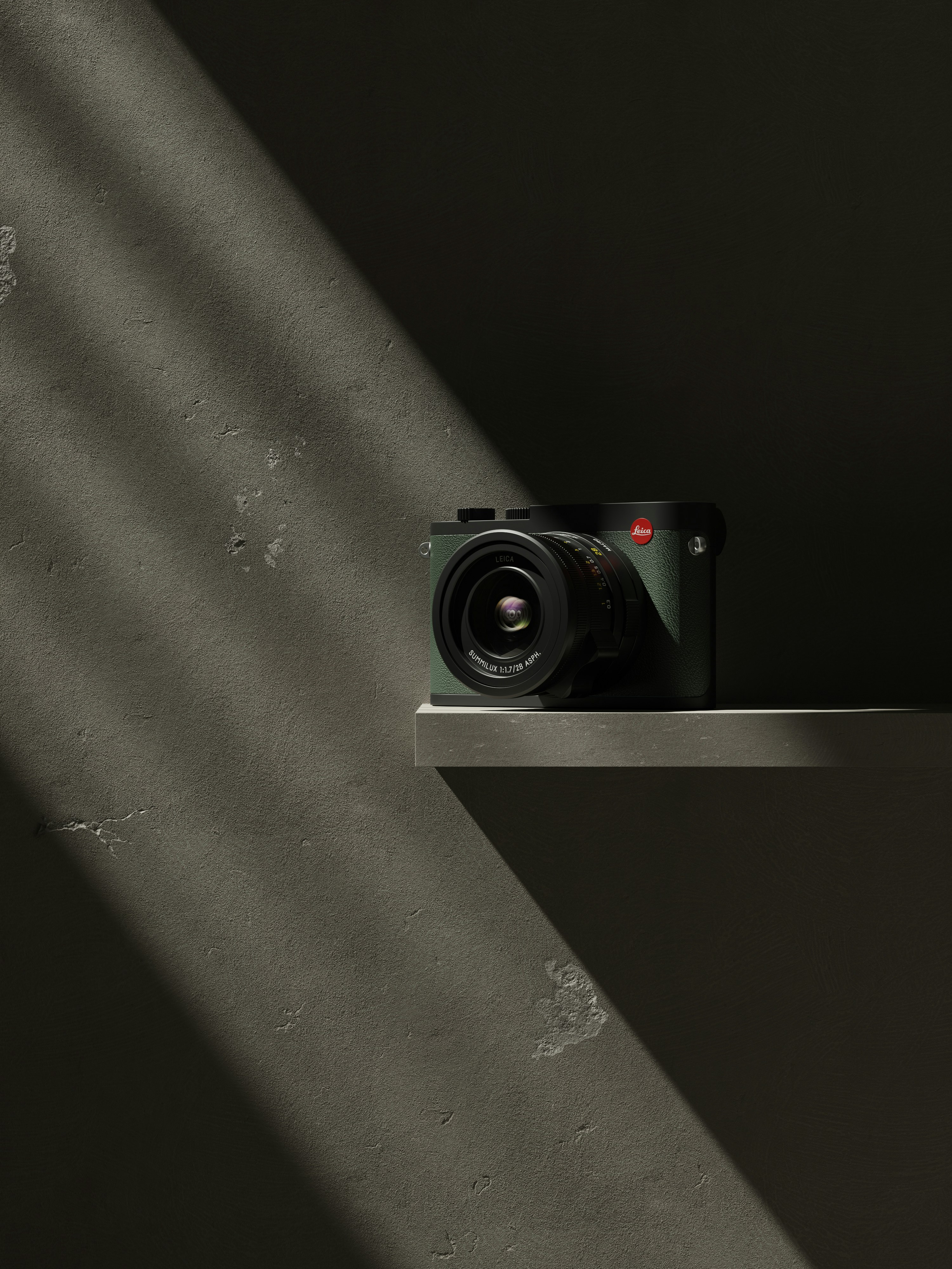 a camera sitting on top of a metal shelf