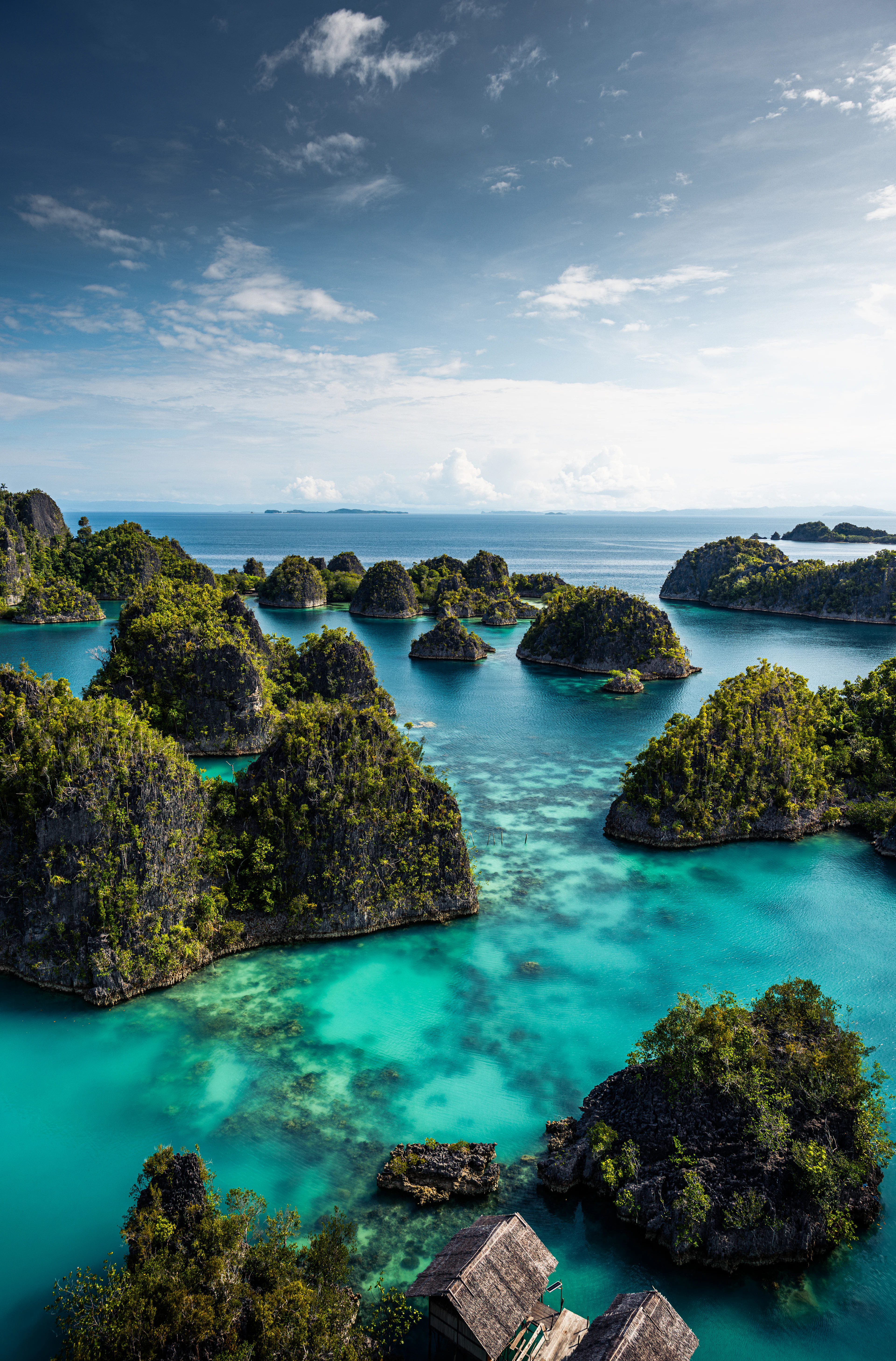 Laguna dan pulau kecil di Raja Ampat