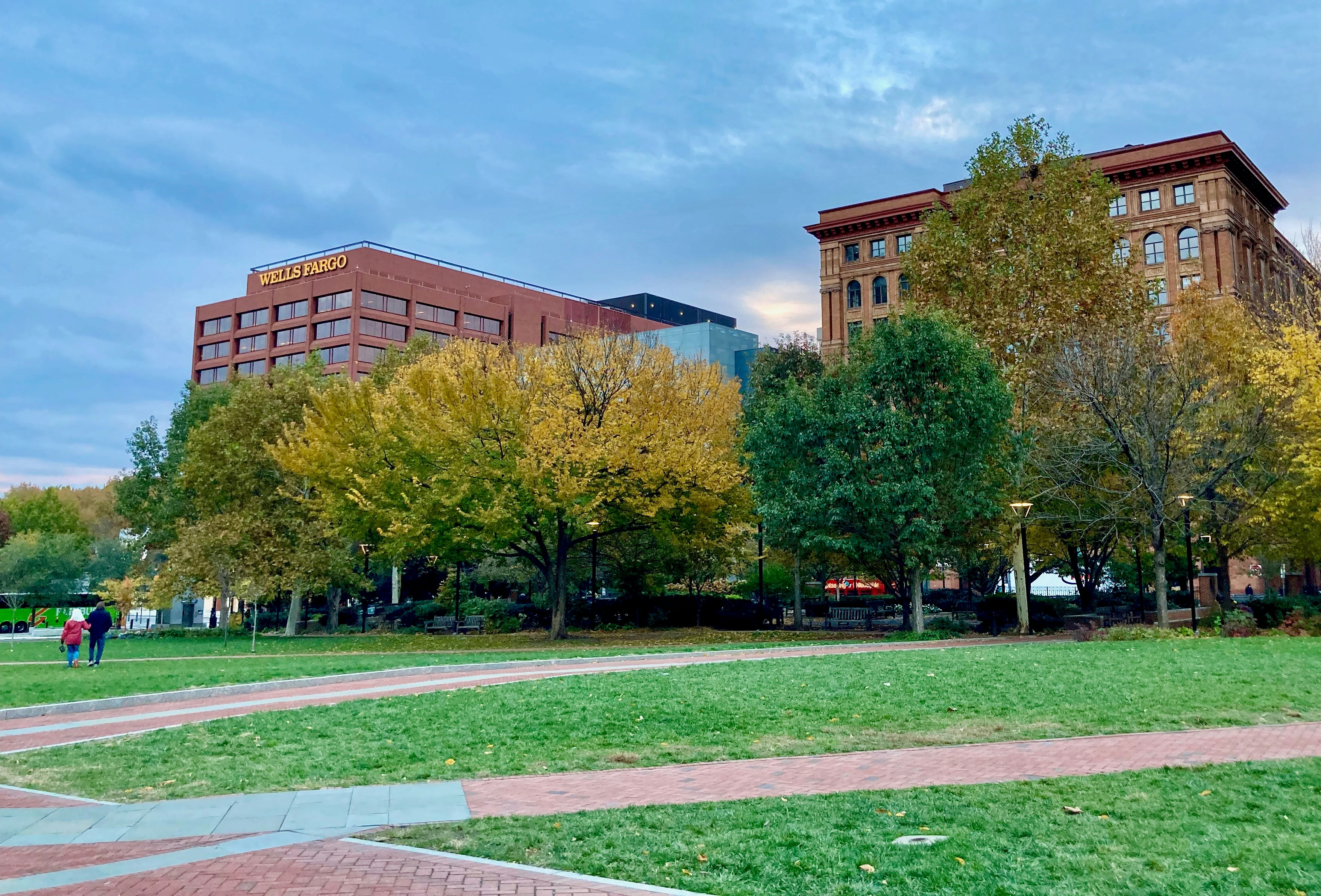 Préstamos en Tu Ciudad: Todo lo que Necesitas Saber