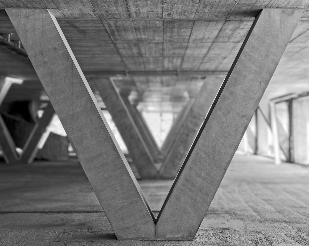 a black and white photo of a concrete structure