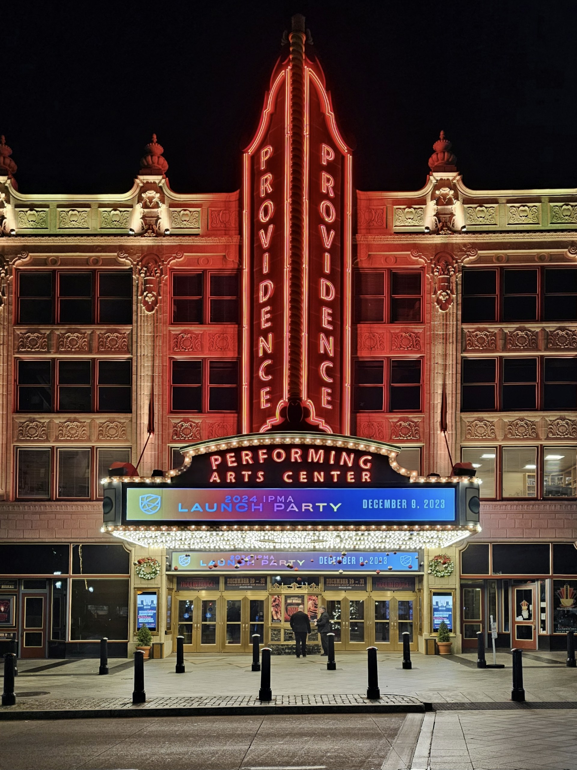 black and brown leather padded tub sofa