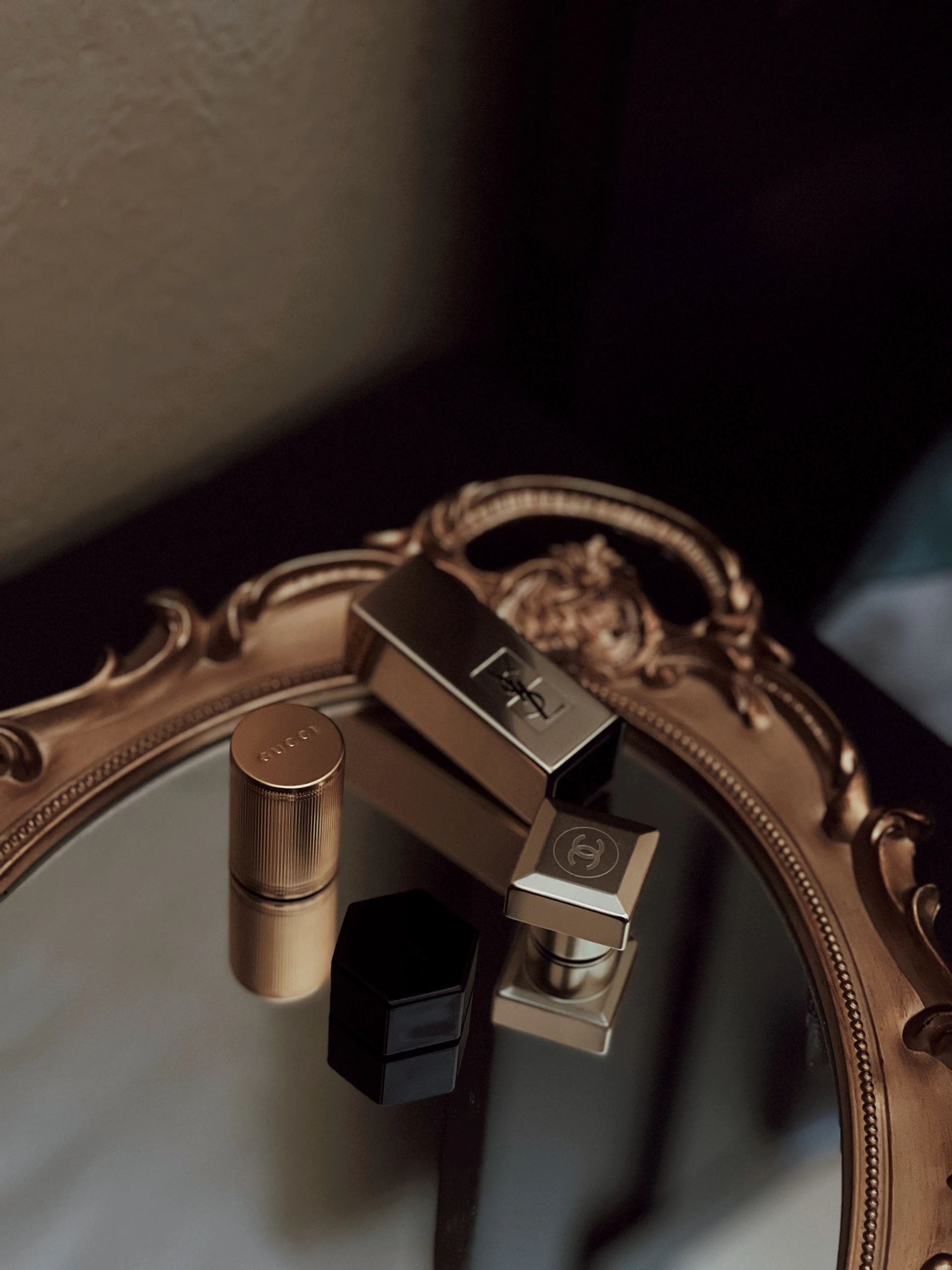 a mirror that has some lipstick on it