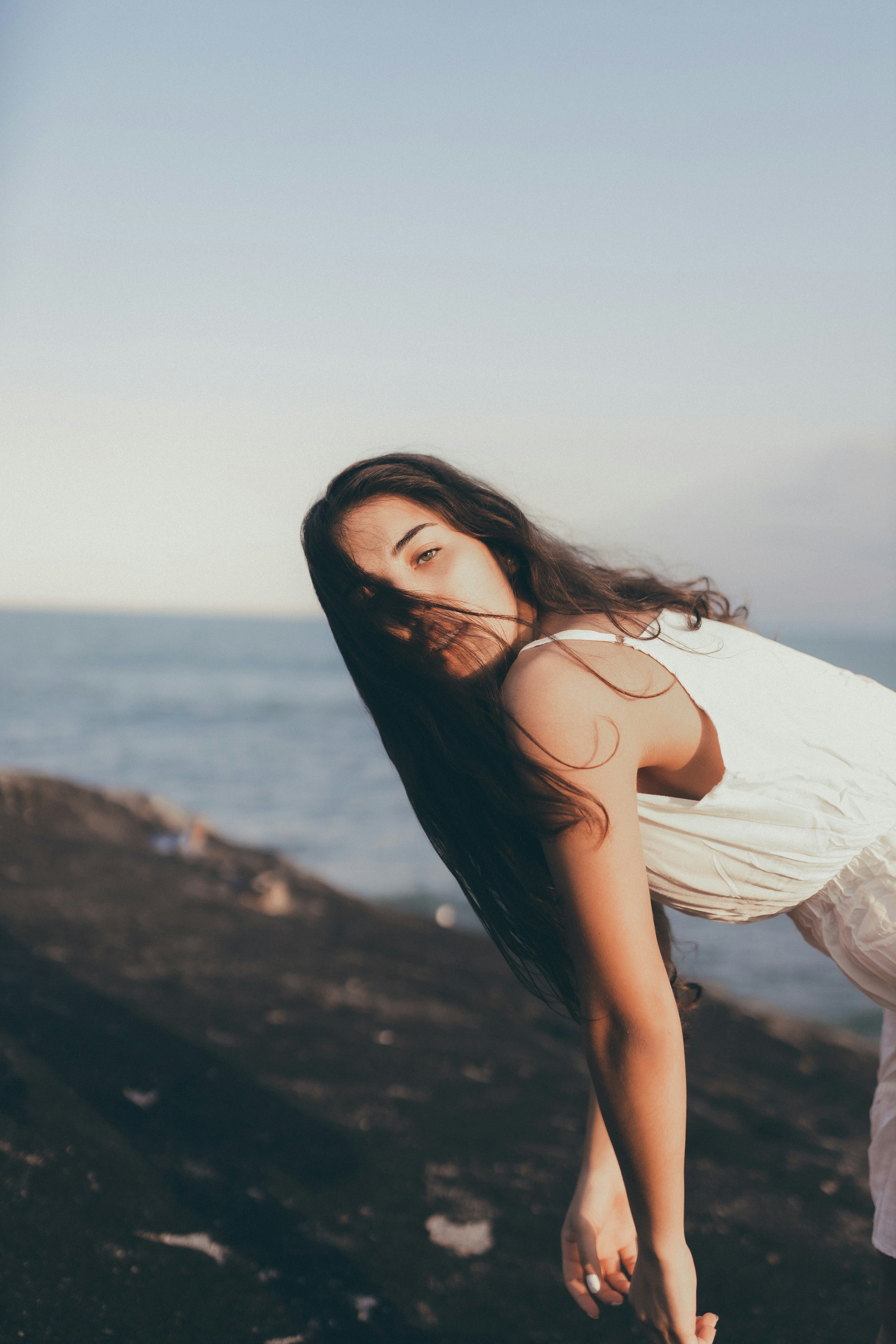 I Left My Mother’s House at 18 — and on My Wedding Day, I Received the Message I Never Expected