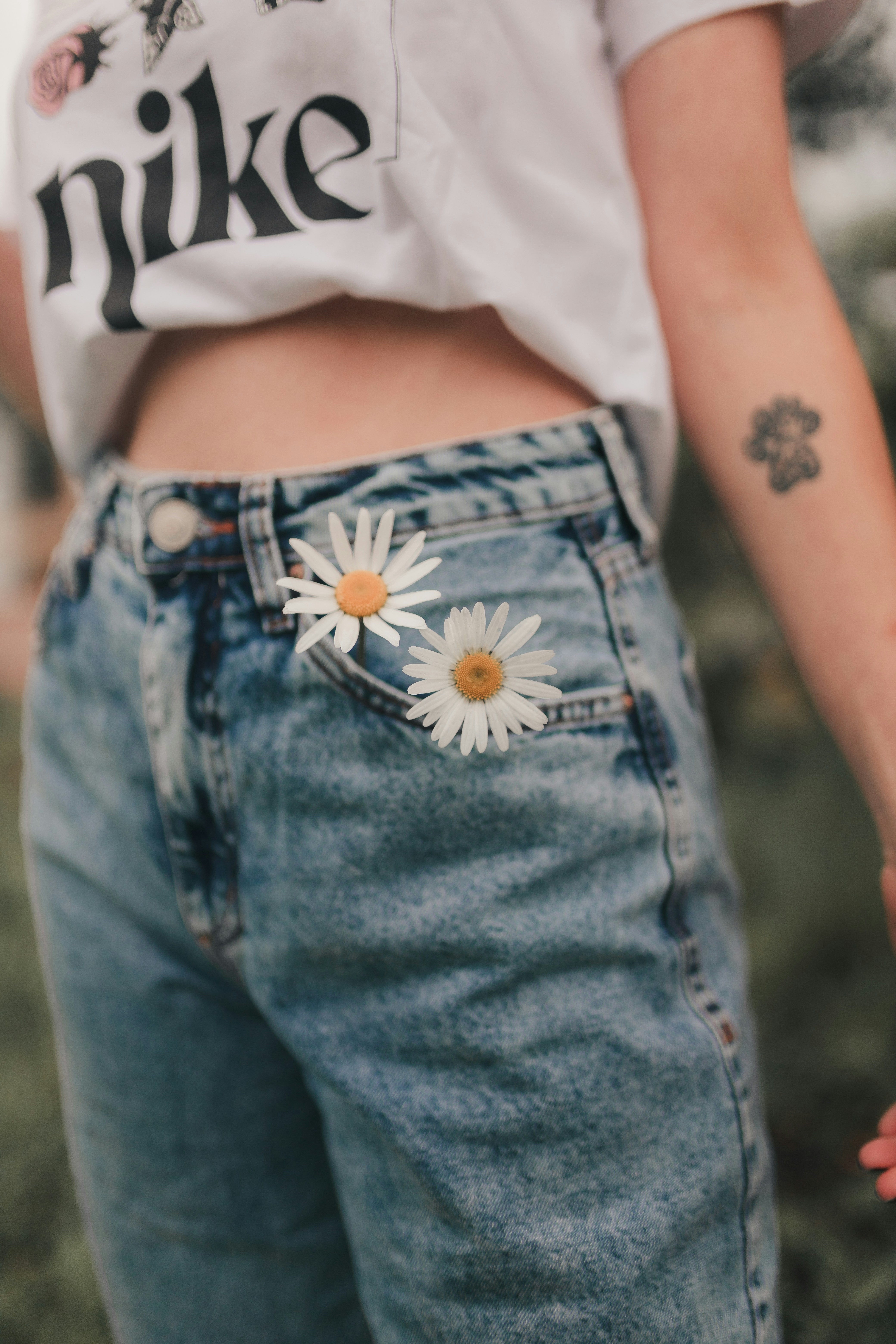 Photo by alexandermassph