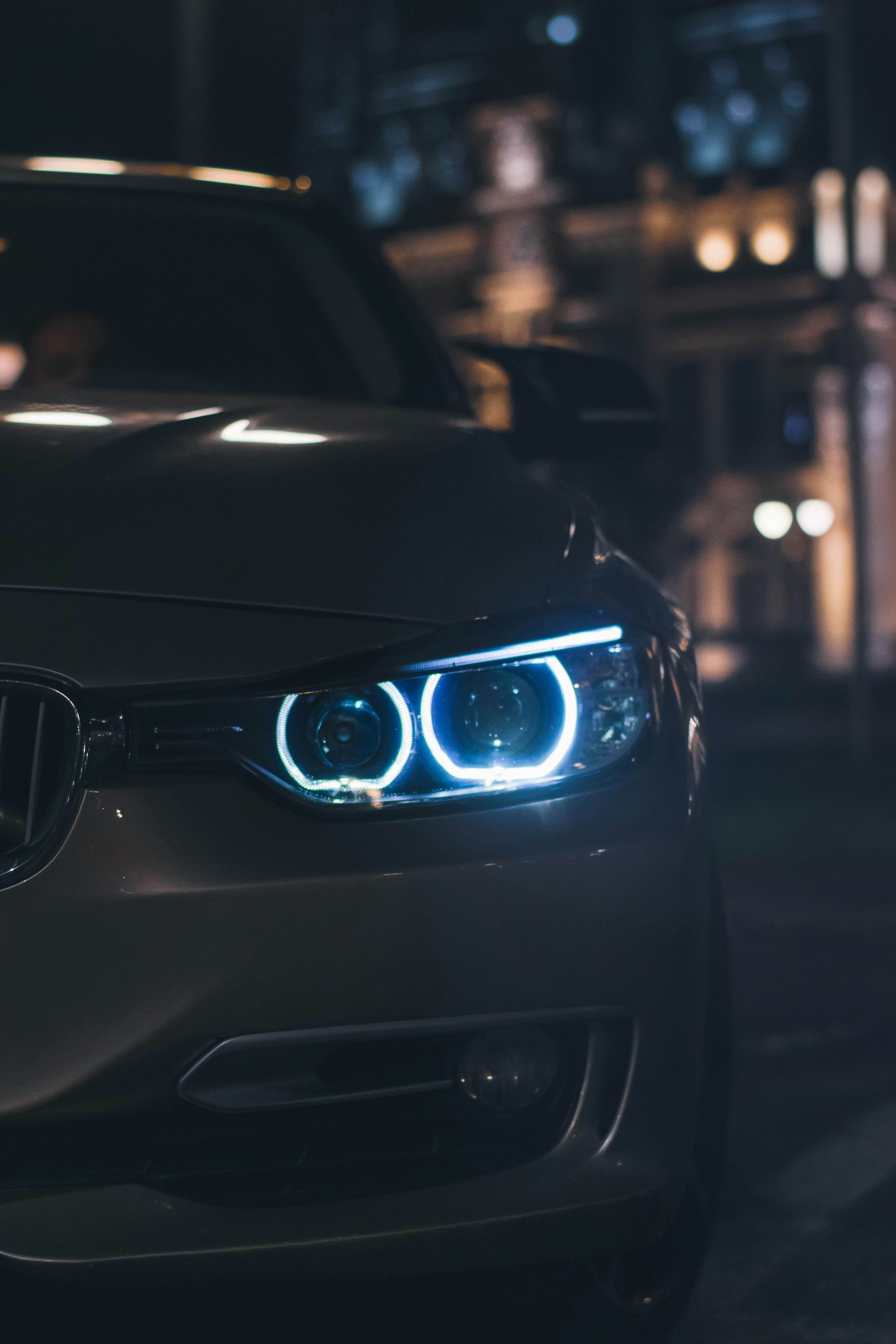 Photo by sebastianradu