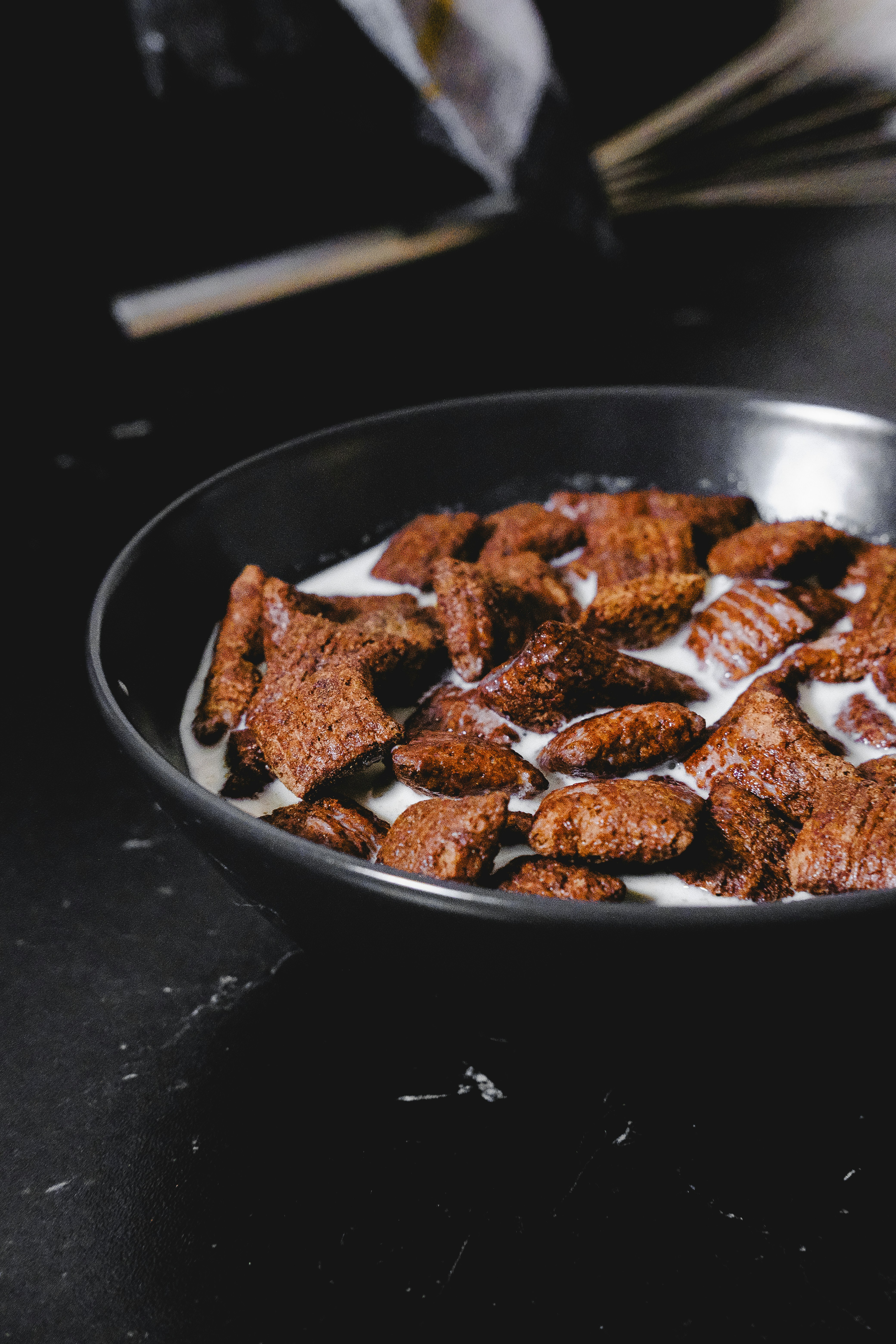 제육볶음 레시피 고기 잡내 없고 양념 겉돌지 않게 볶는 불맛 비결 이미지1