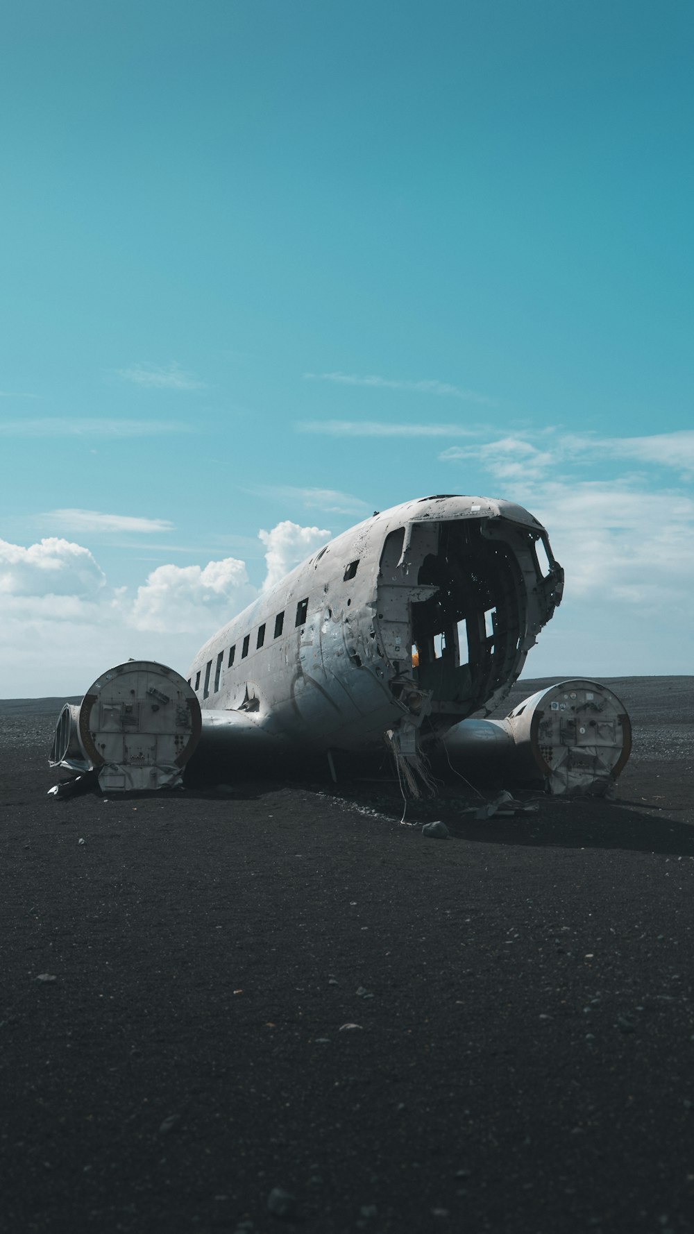 a plane that is sitting on the ground