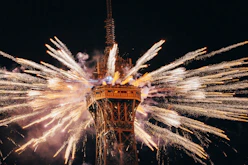 Eiffel tower that has some fireworks in it