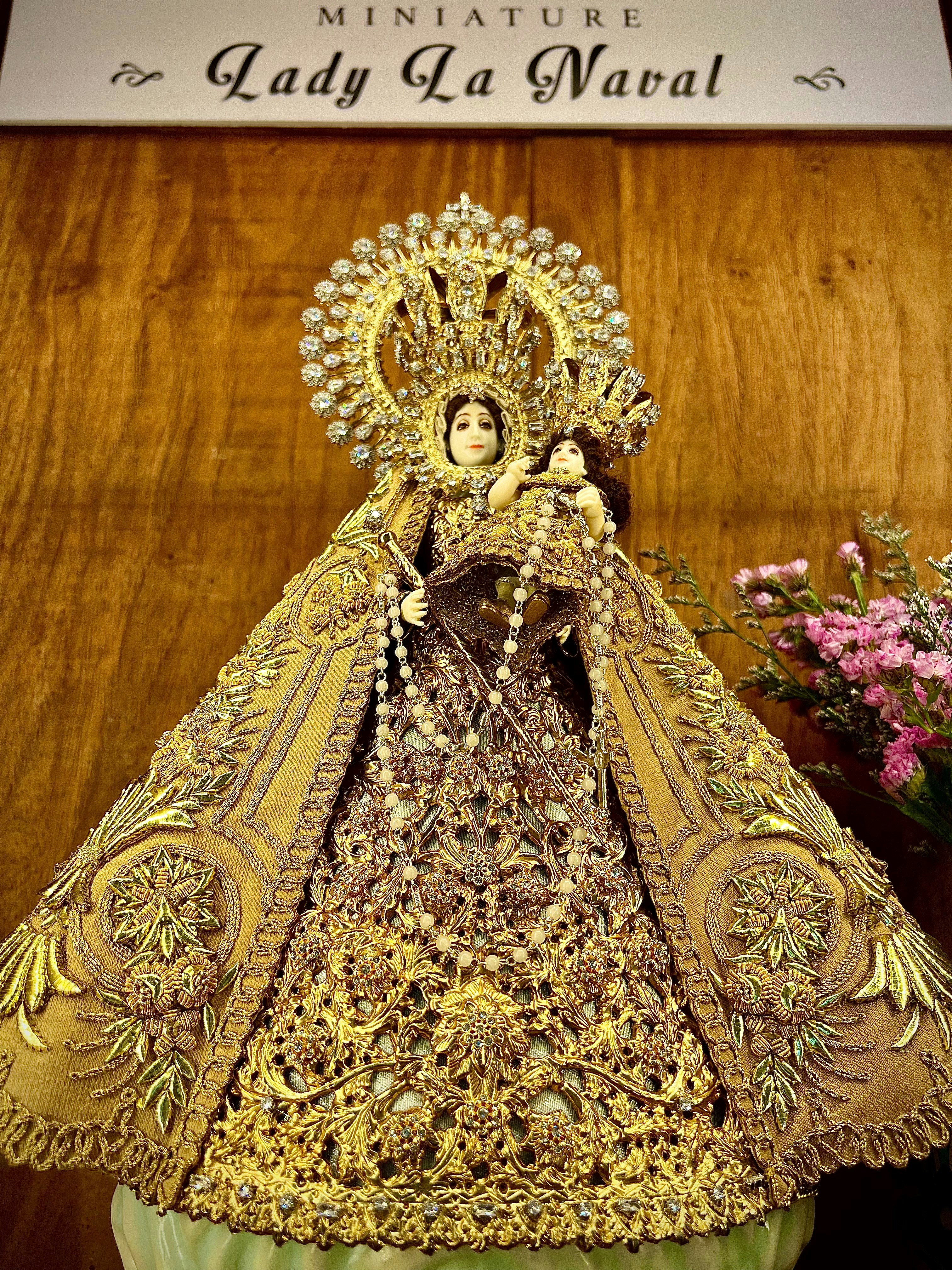 Nossa Estatueta Divina