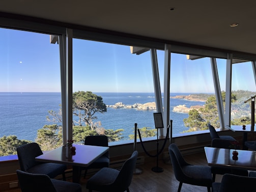 A panoramic suite with stunning sea views.