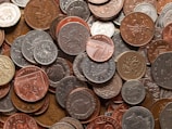 A collection of free resources for learning British English.