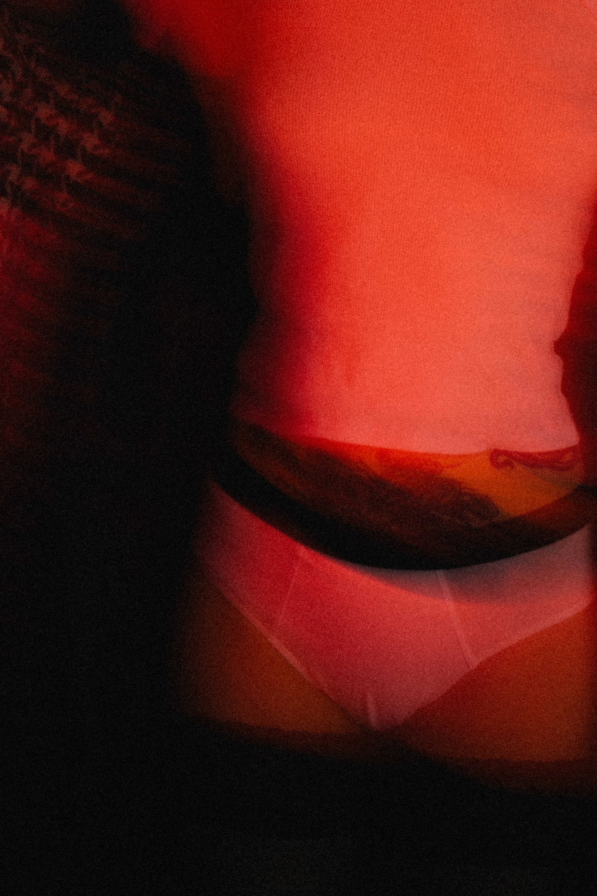 black and white bed linen