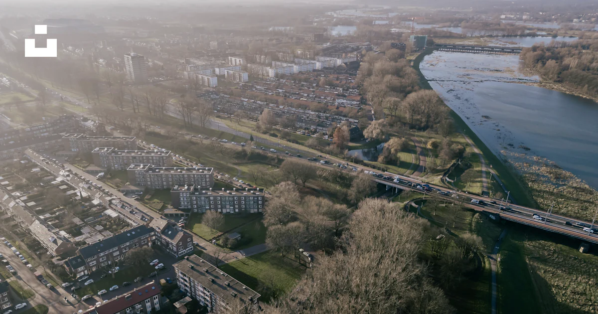 Arnhem Rivers An aerial view of a city and a river photo – Free Arnhem Image on Unsplash