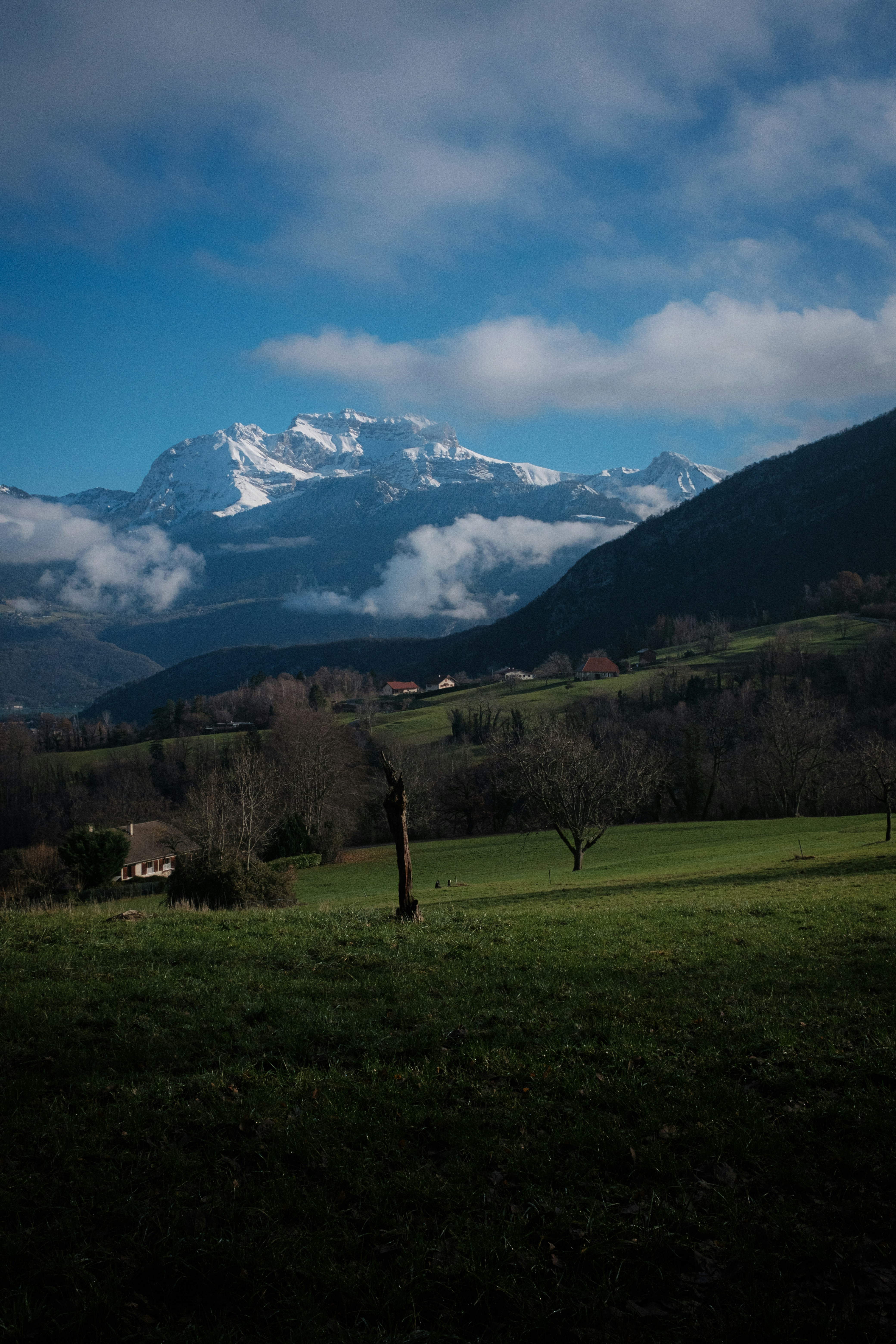 Photo by valentinlacoste