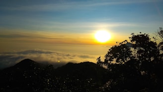 A picturesque view of the Great Smoky Mountains at sunrise.