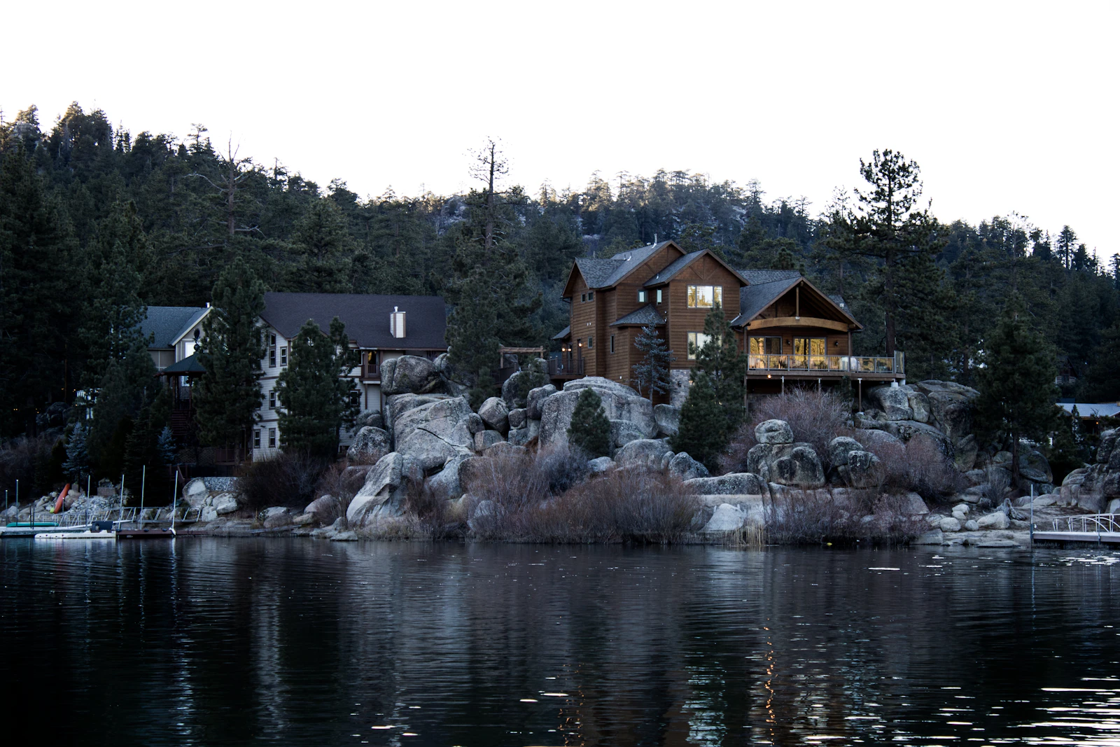 feature image of Lake Wildwood vs. Lake of the Pines: Which Fits You