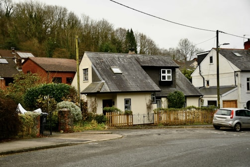 Beautiful facade of a house located in a quiet neighborhood.
