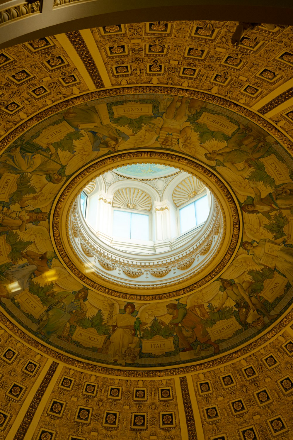 a domed ceiling with a painting on it