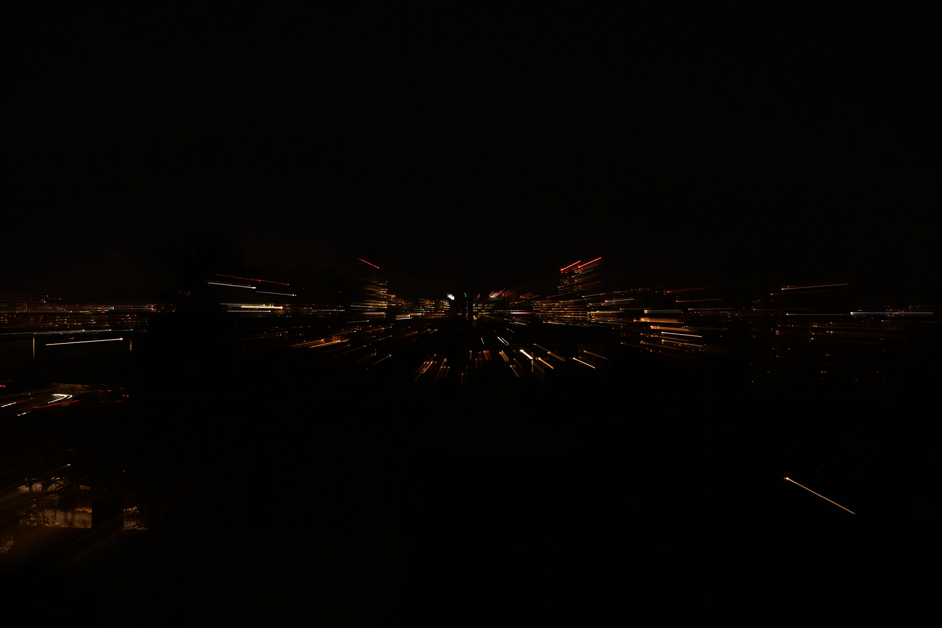 black and white bed linen