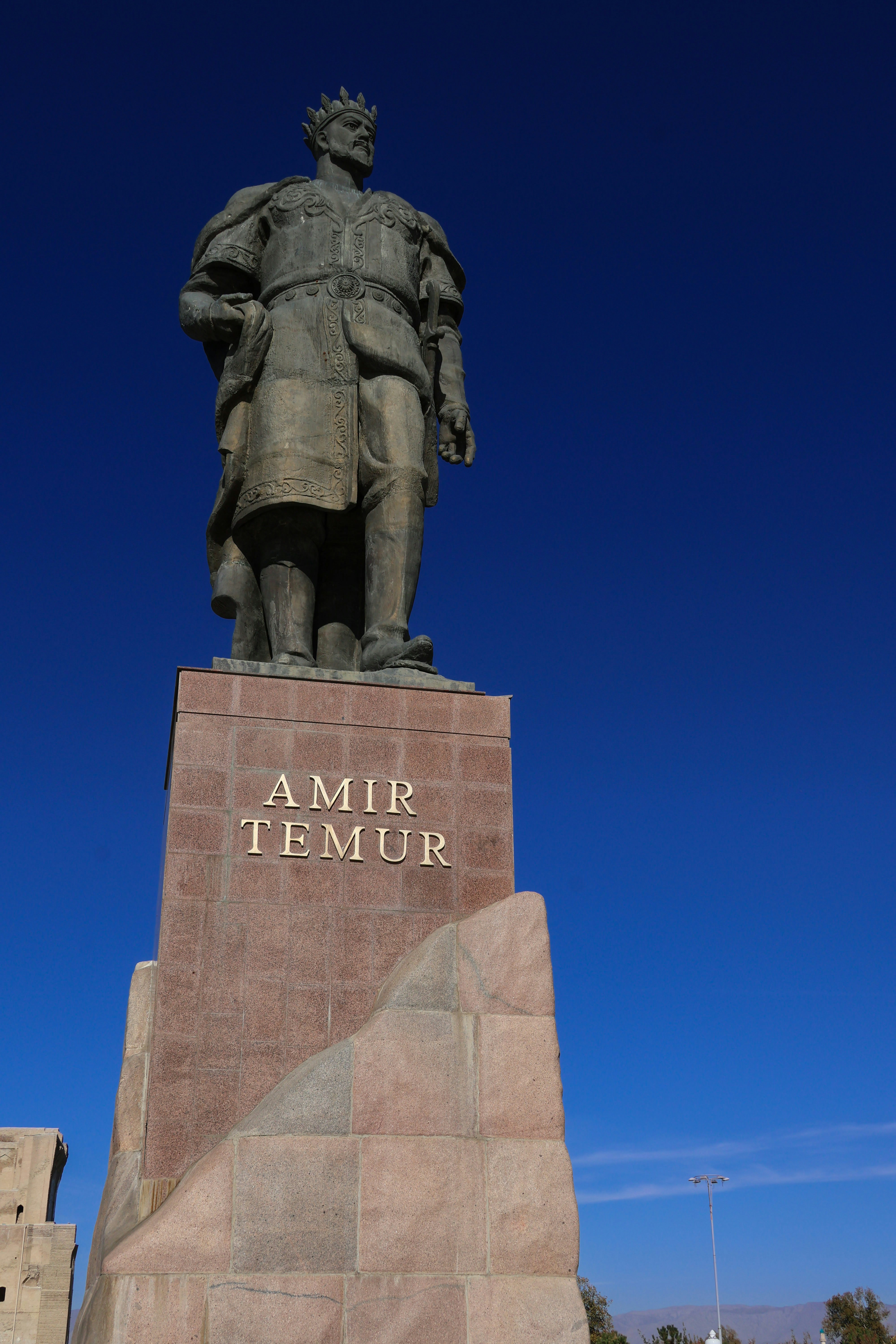 photo-1703706175087-3f49fee56f35 أبسطهالك توكيلات رسمية بدون مشاوير في طاجيكستان