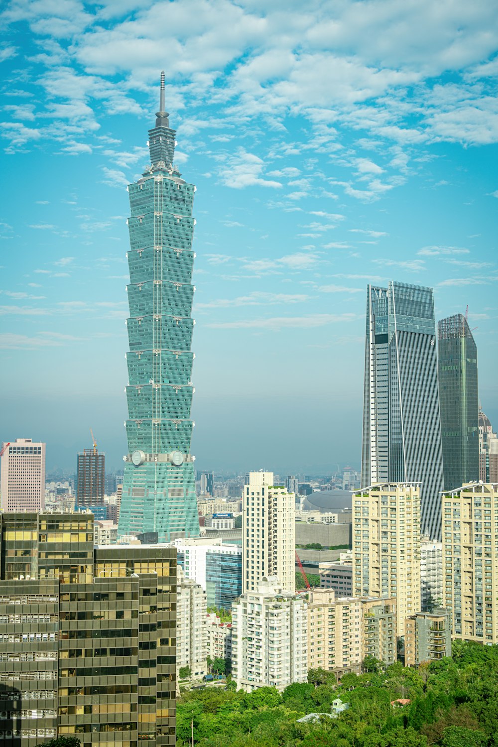 a view of a very tall building in a city