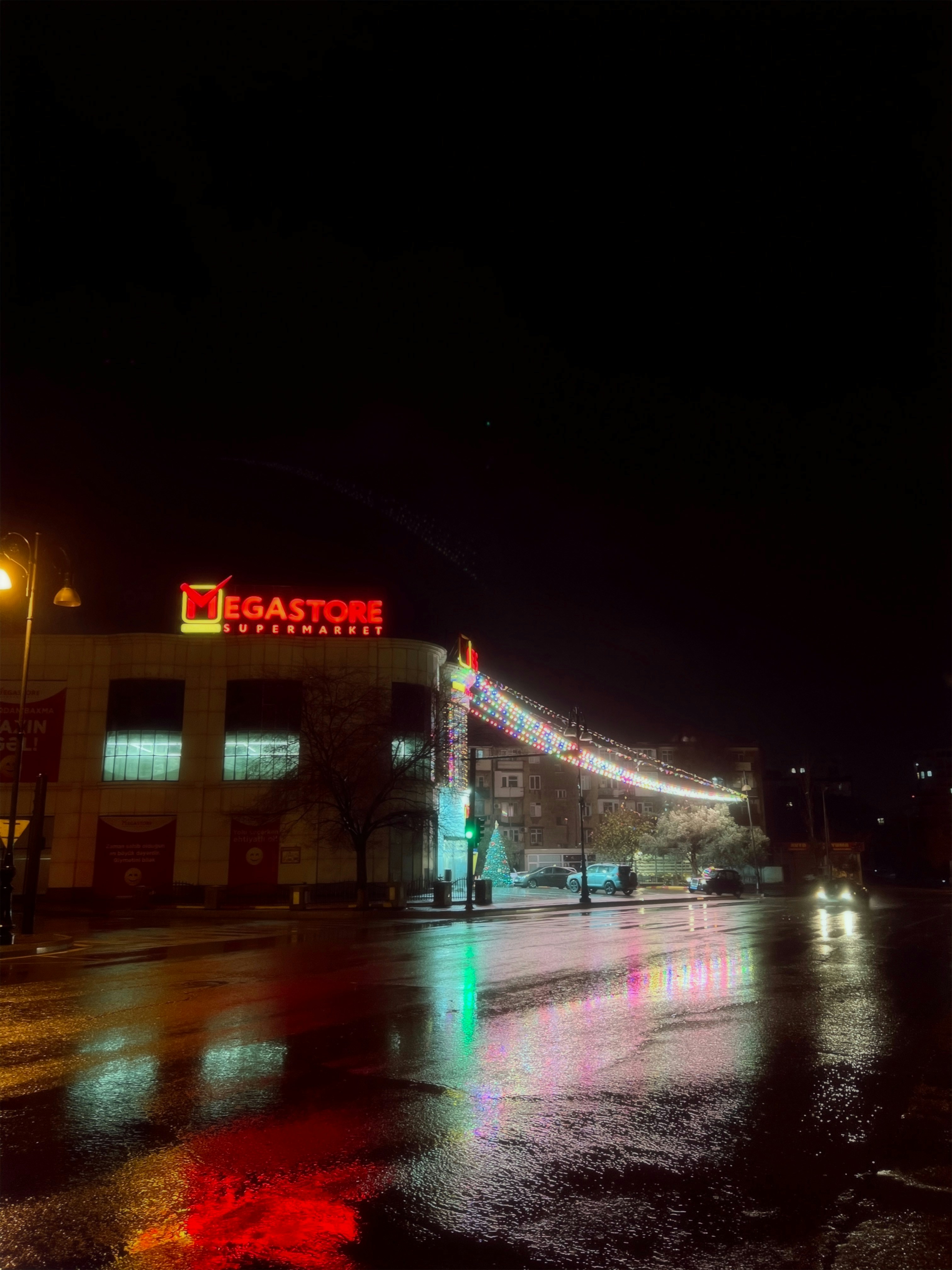 Vishal Mega Mart Shares Plunge 8% Amid Major Block Deal