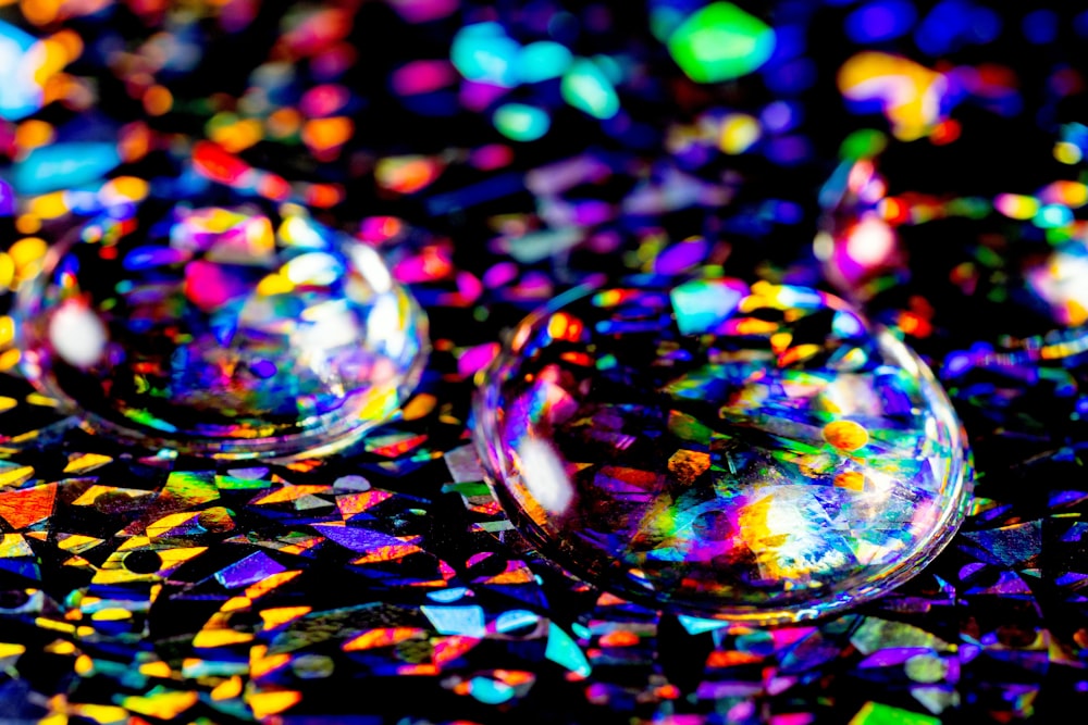 a group of water droplets sitting on top of a table