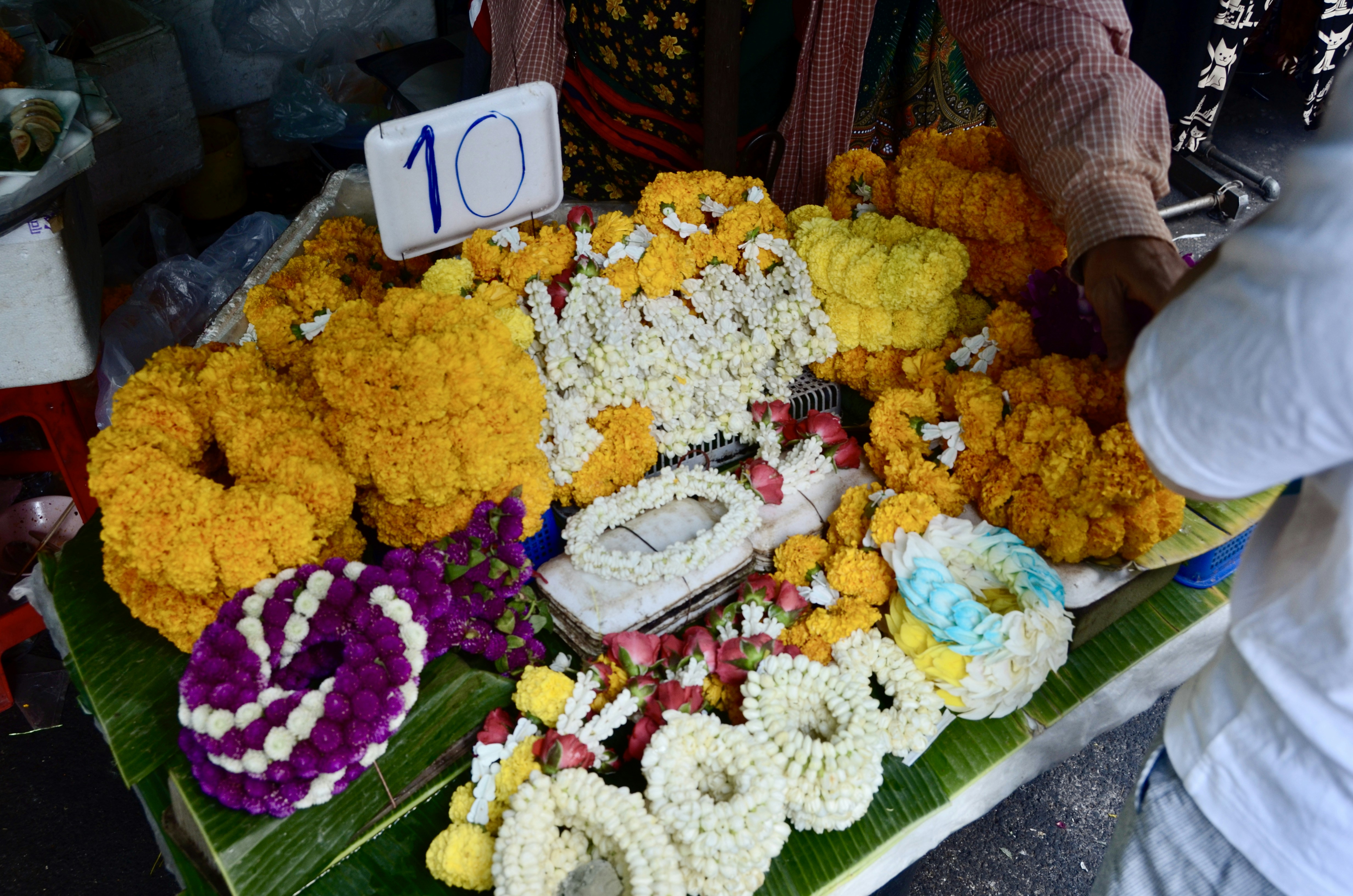 Emotional Farewell Meaning in Bengali: Heartfelt Wishes